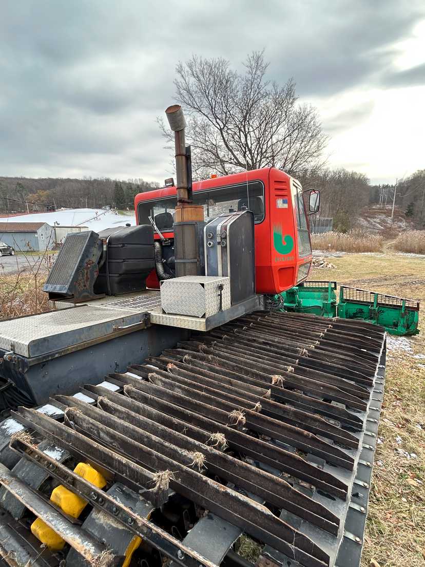 LMC 3700CF Beartrac – — photo 8