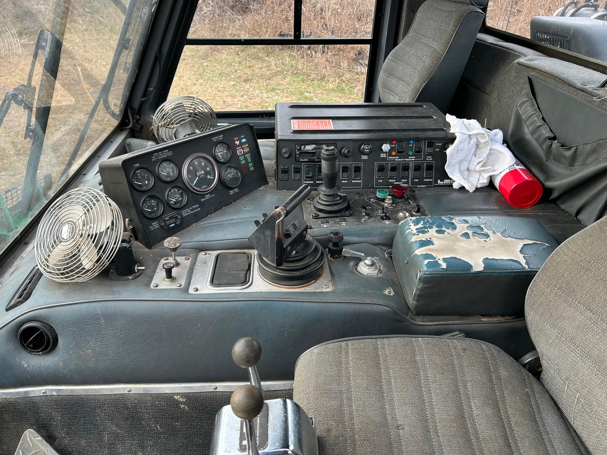 LMC 3700CF Beartrac – - image 4