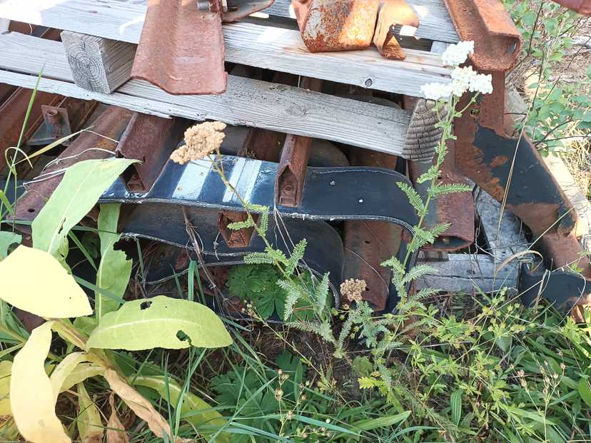 LMC or Bombardier snowcat track parts — photo 2