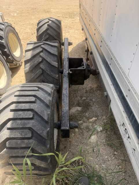 Three-Axle Enclosed Refrigerated Mountain Trailer - FST-4 — photo 4