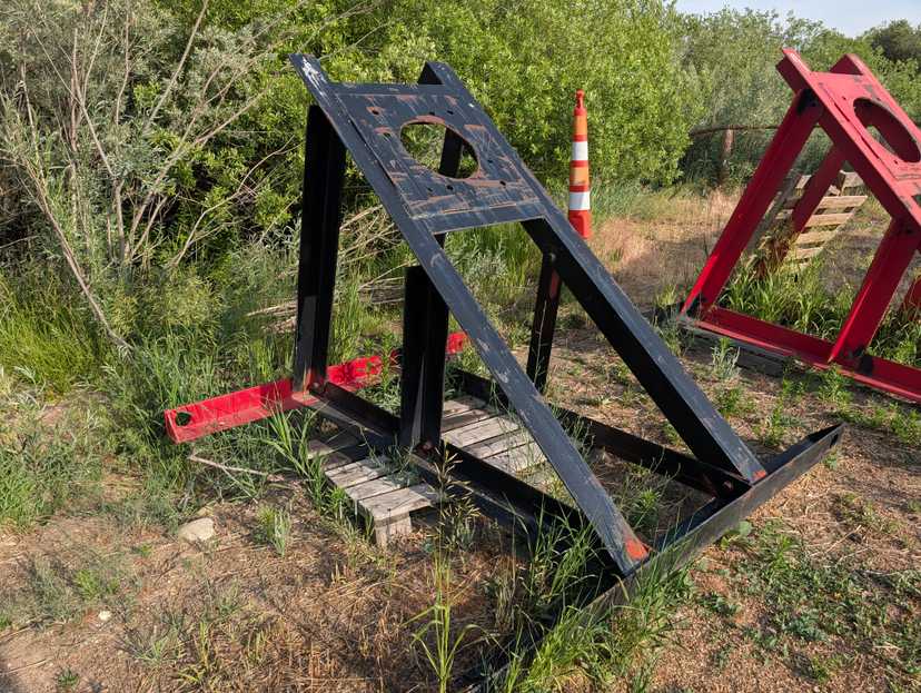Two bullwheel angled transport brackets — photo 8