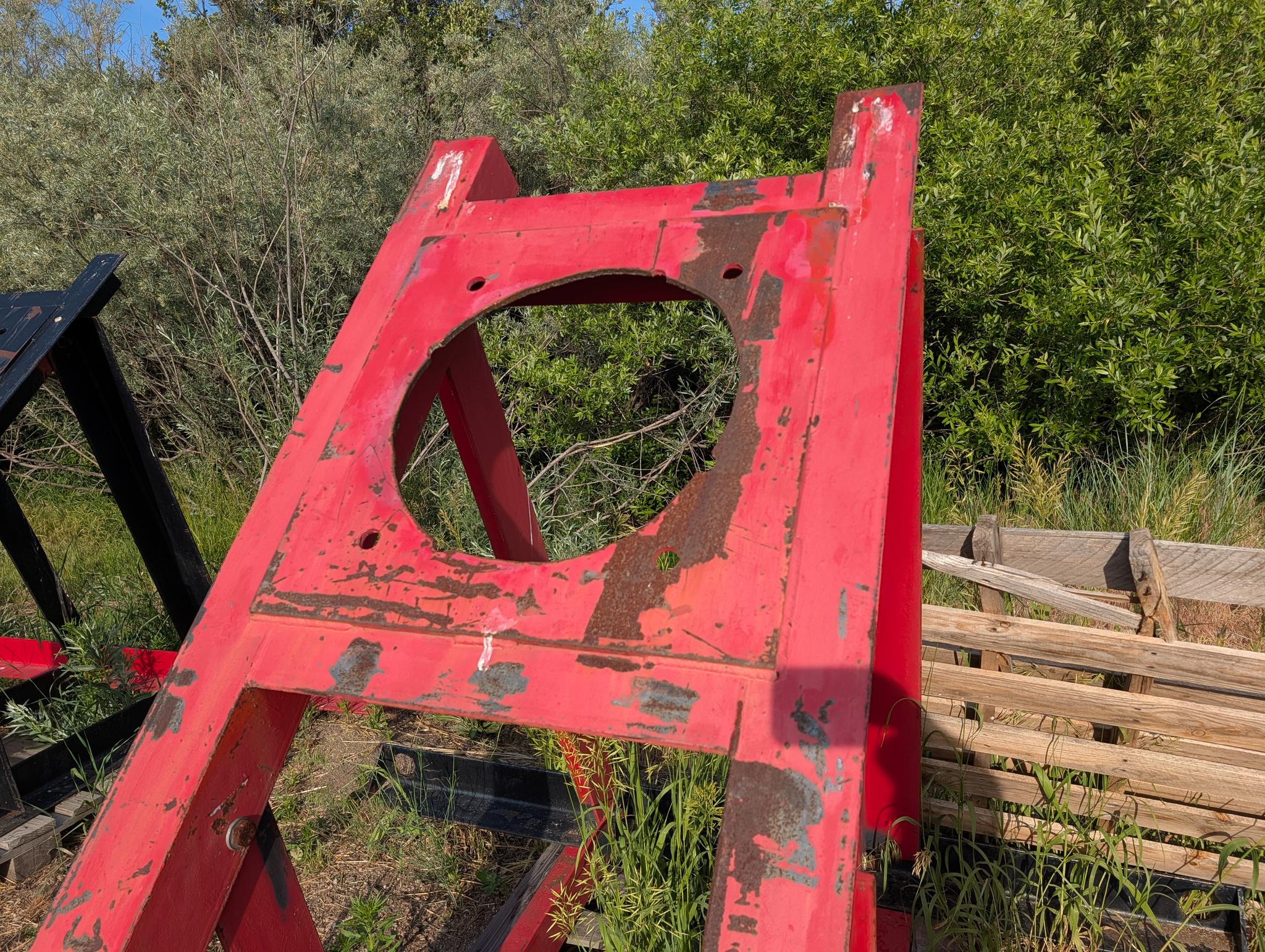 Two bullwheel angled transport brackets - image 3