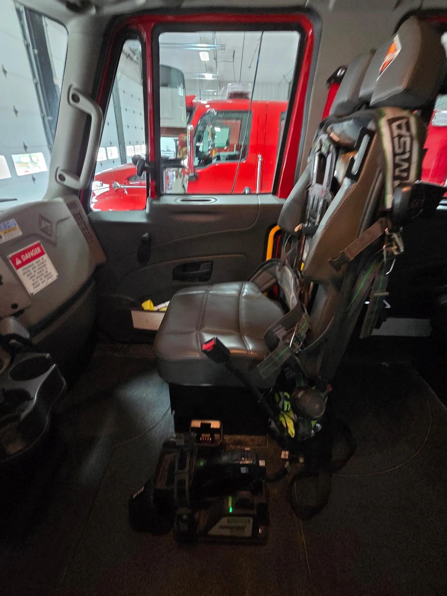 2016 Simon Fire Equipment International Pumper - image 22