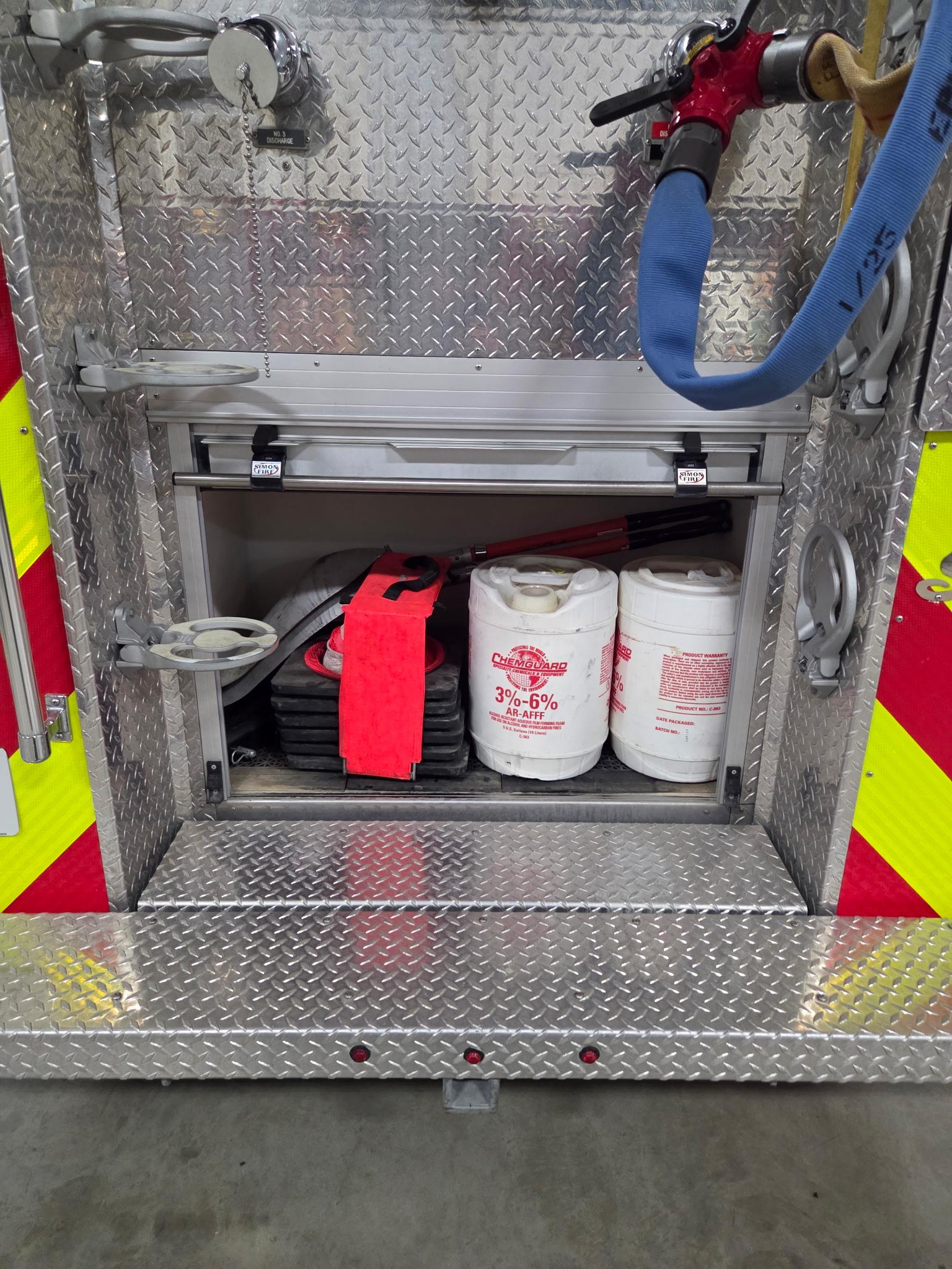 2016 Simon Fire Equipment International Pumper - image 9