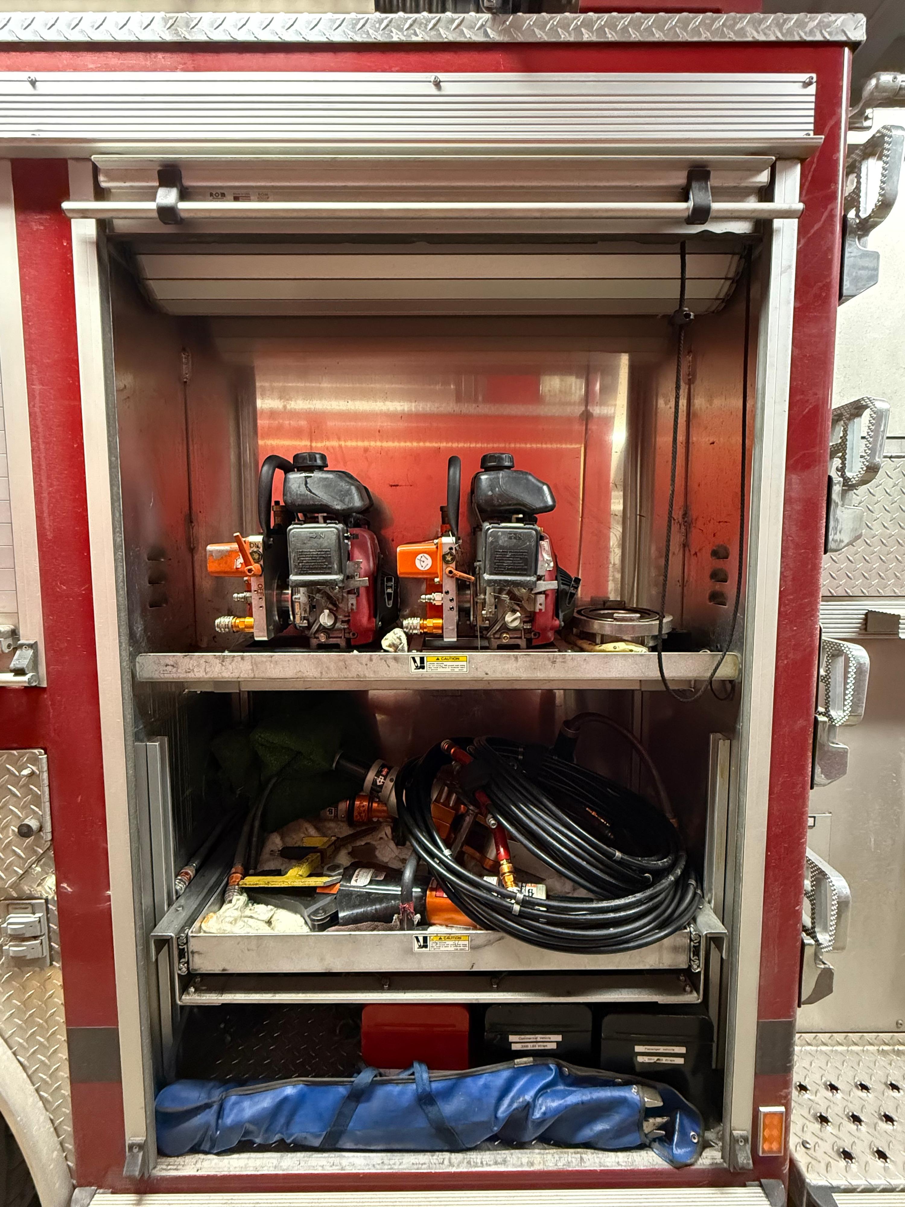 2014 E-ONE Typhoon Engine - image 17