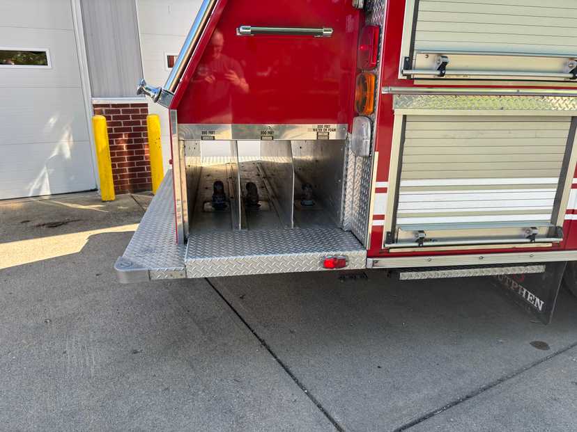 1996 Sutphen Deluge Pumper — photo 5
