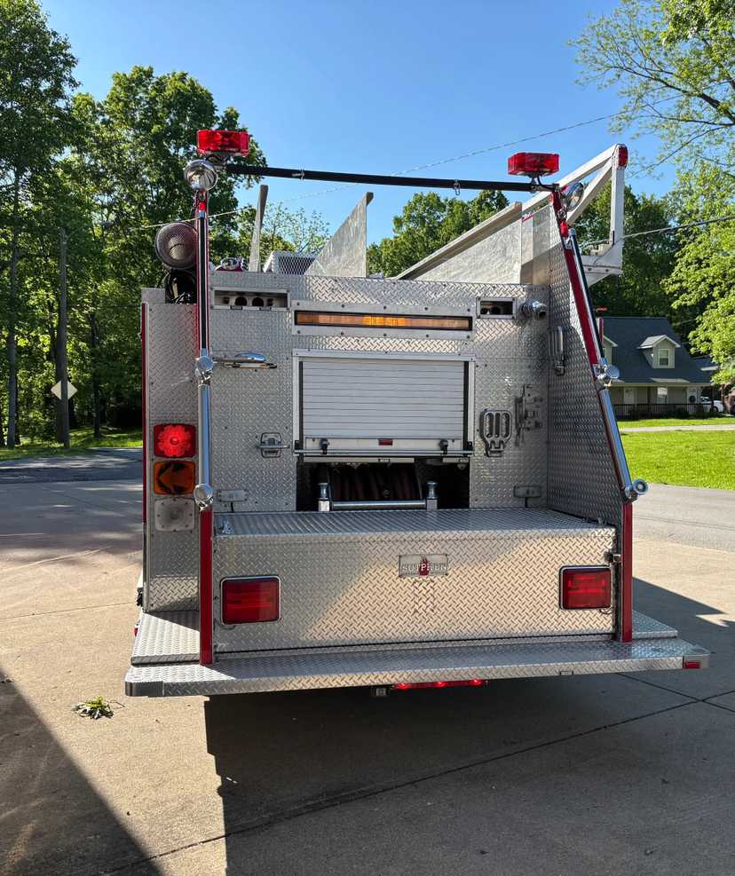 1996 Sutphen Deluge Pumper — photo 4
