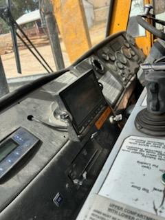 2010 CCC Kann Front Loader - image 9