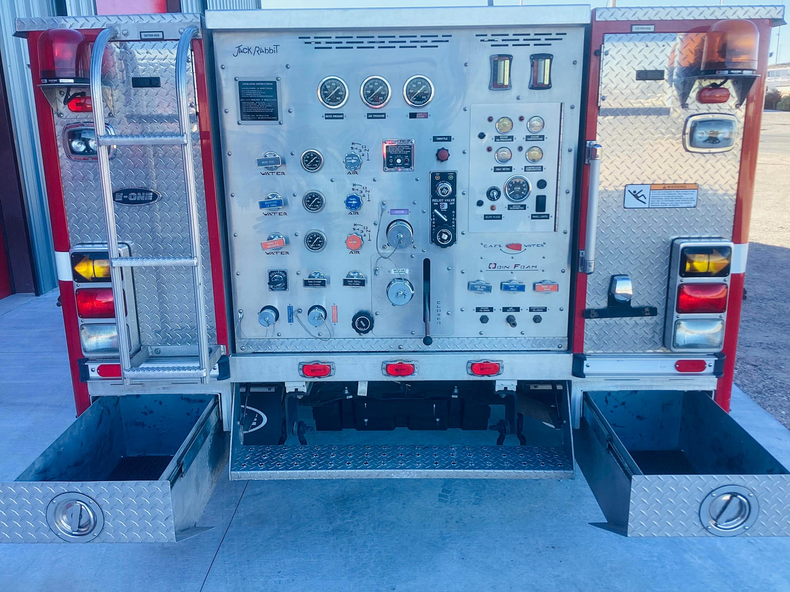 2003 E-One Ford Mini Pumper - image 14