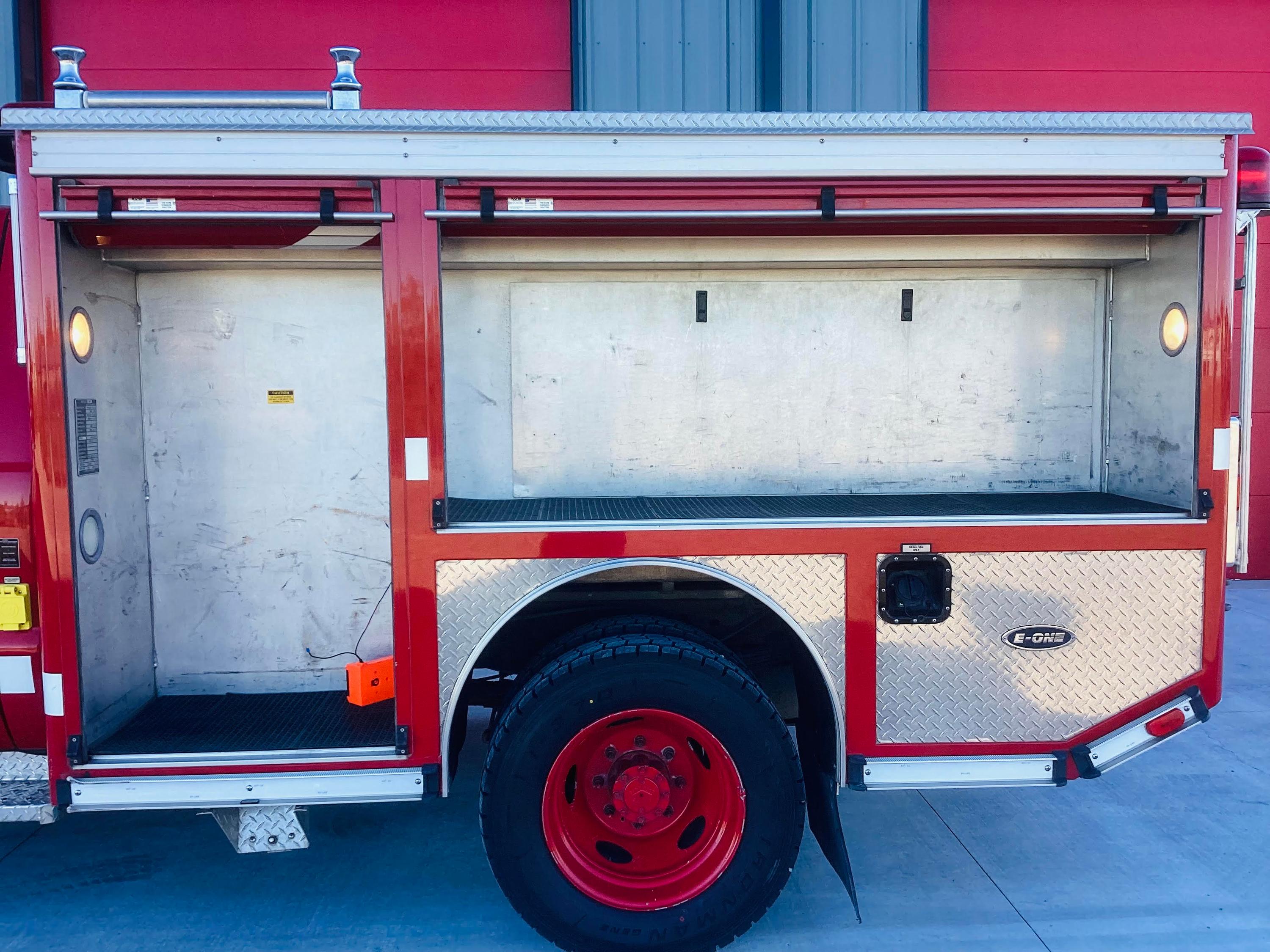 2003 E-One Ford Mini Pumper - image 8