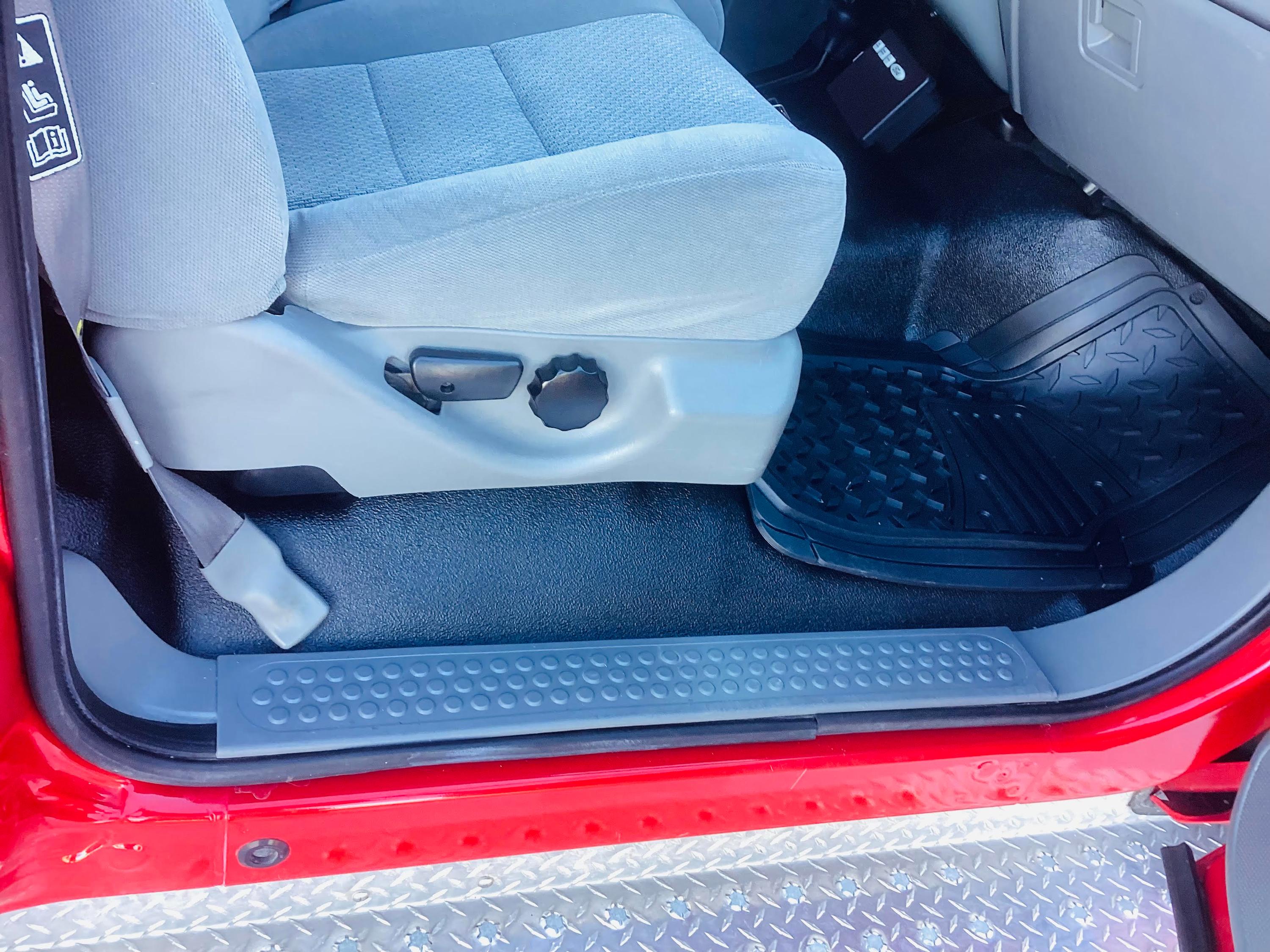 2003 E-One Ford Mini Pumper - image 34