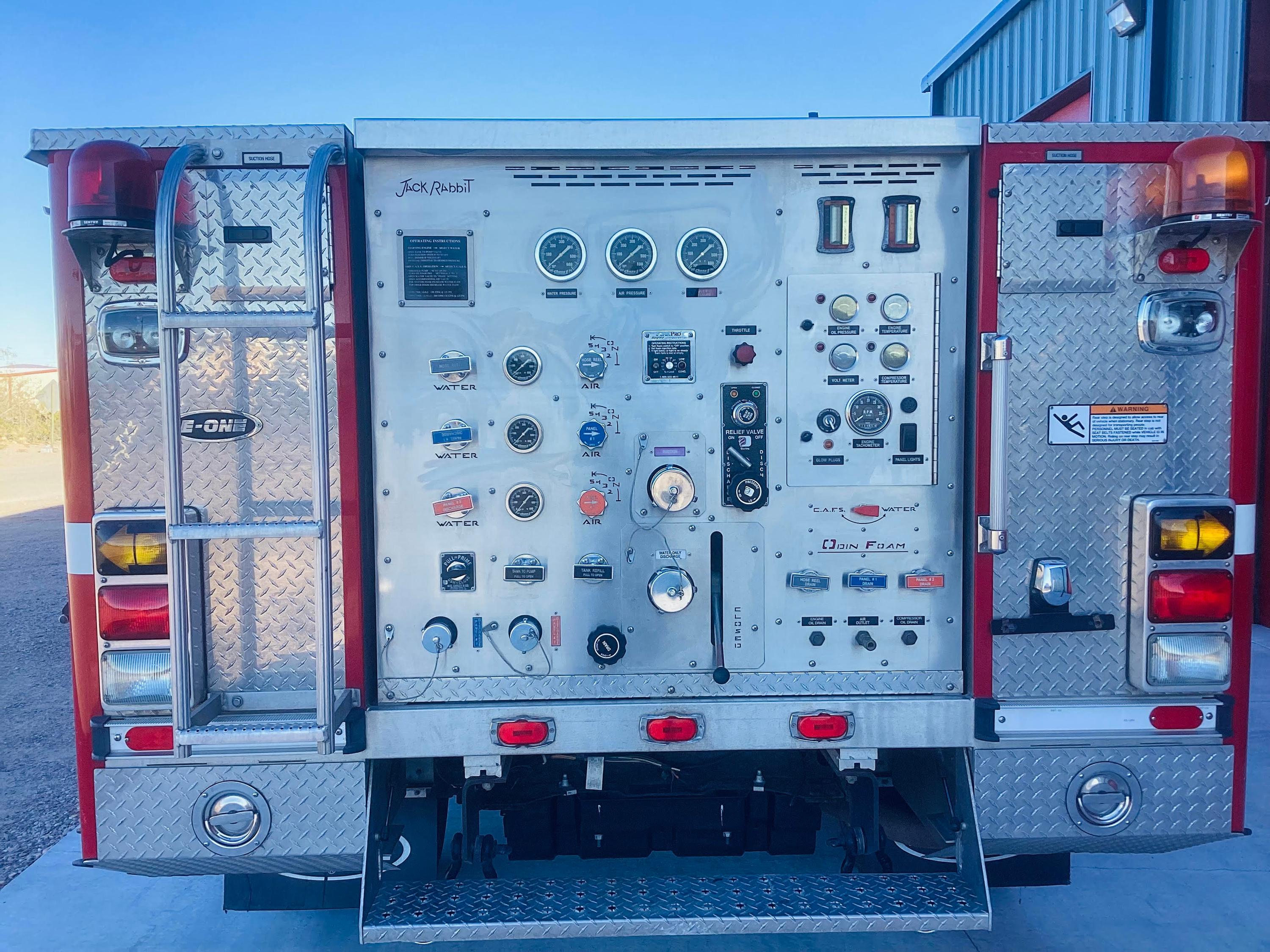 2003 E-One Ford Mini Pumper - image 13
