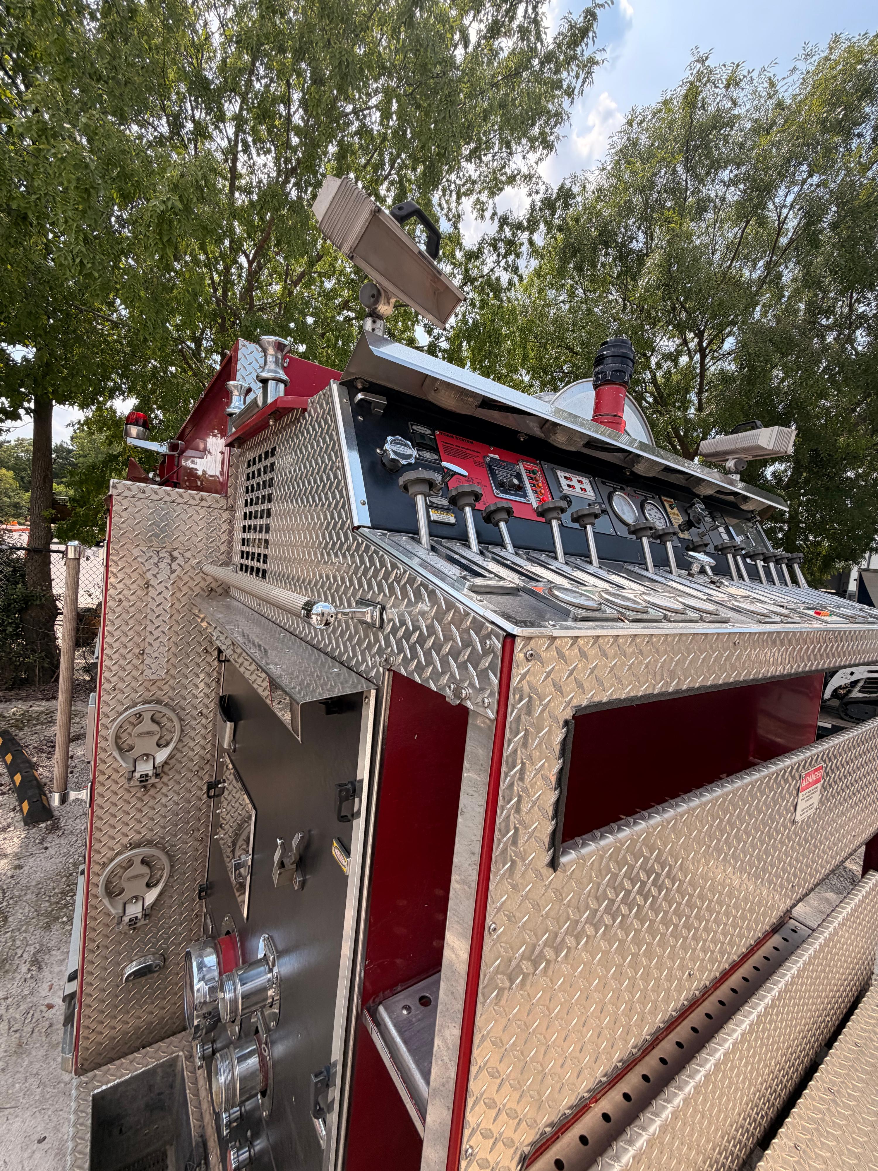 2009 Pierce Contender Pumper - image 20
