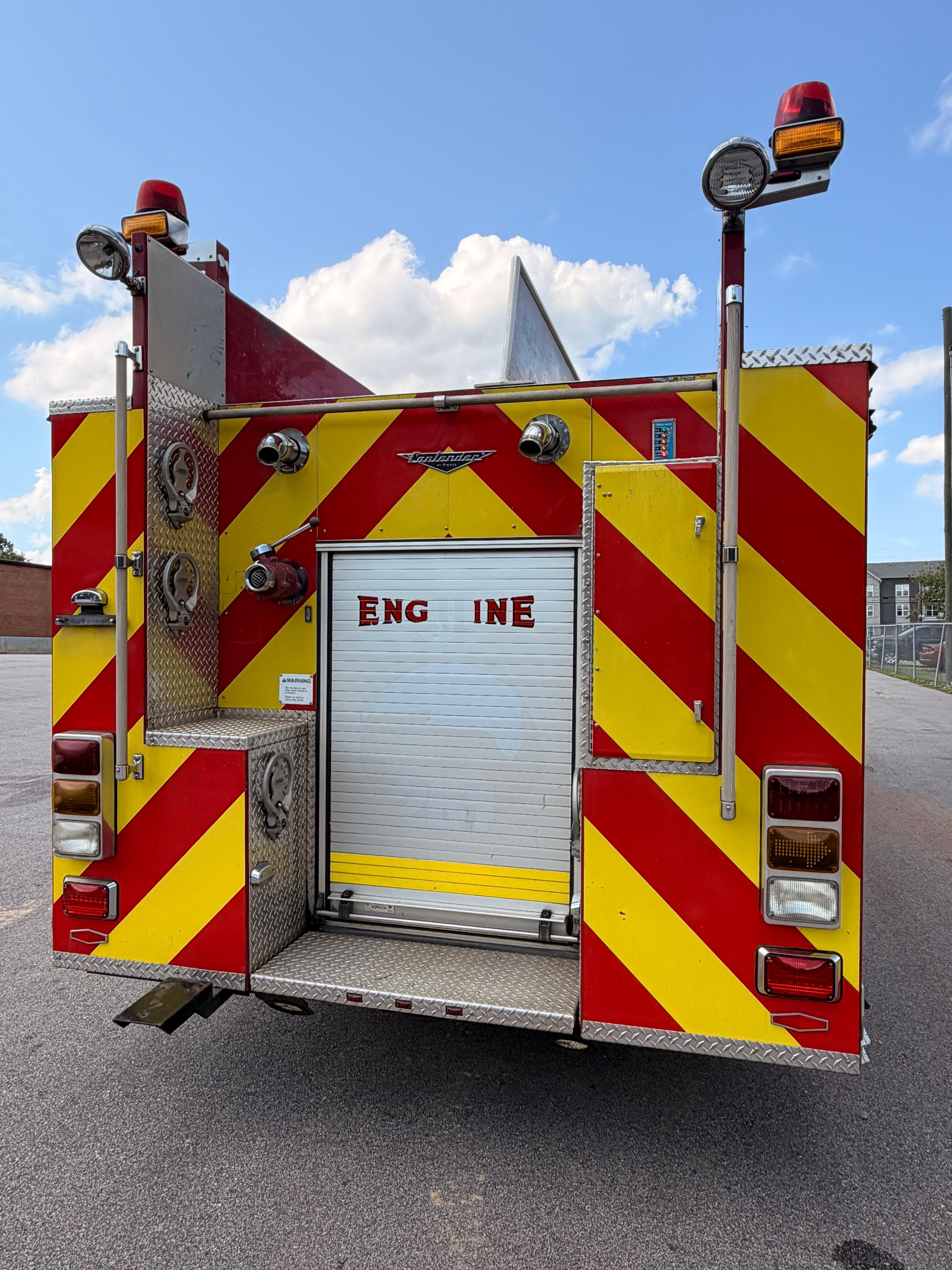 2009 Pierce Contender Pumper - image 7