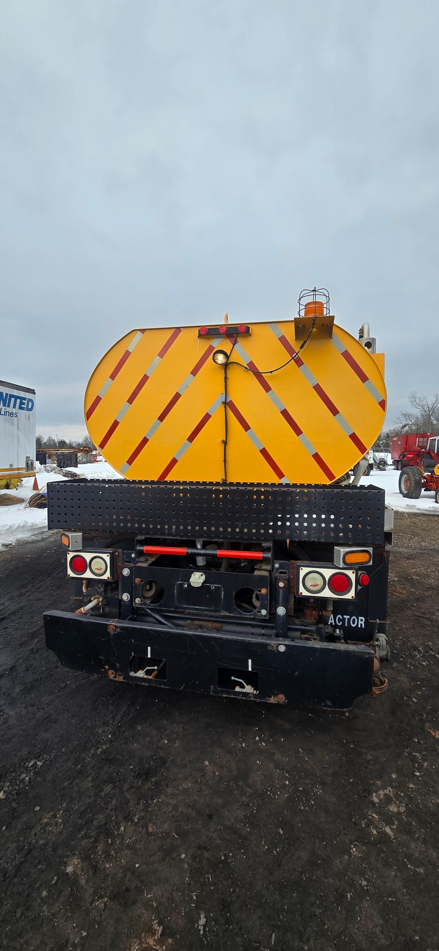 2008 International Vactor Jetter - image 10