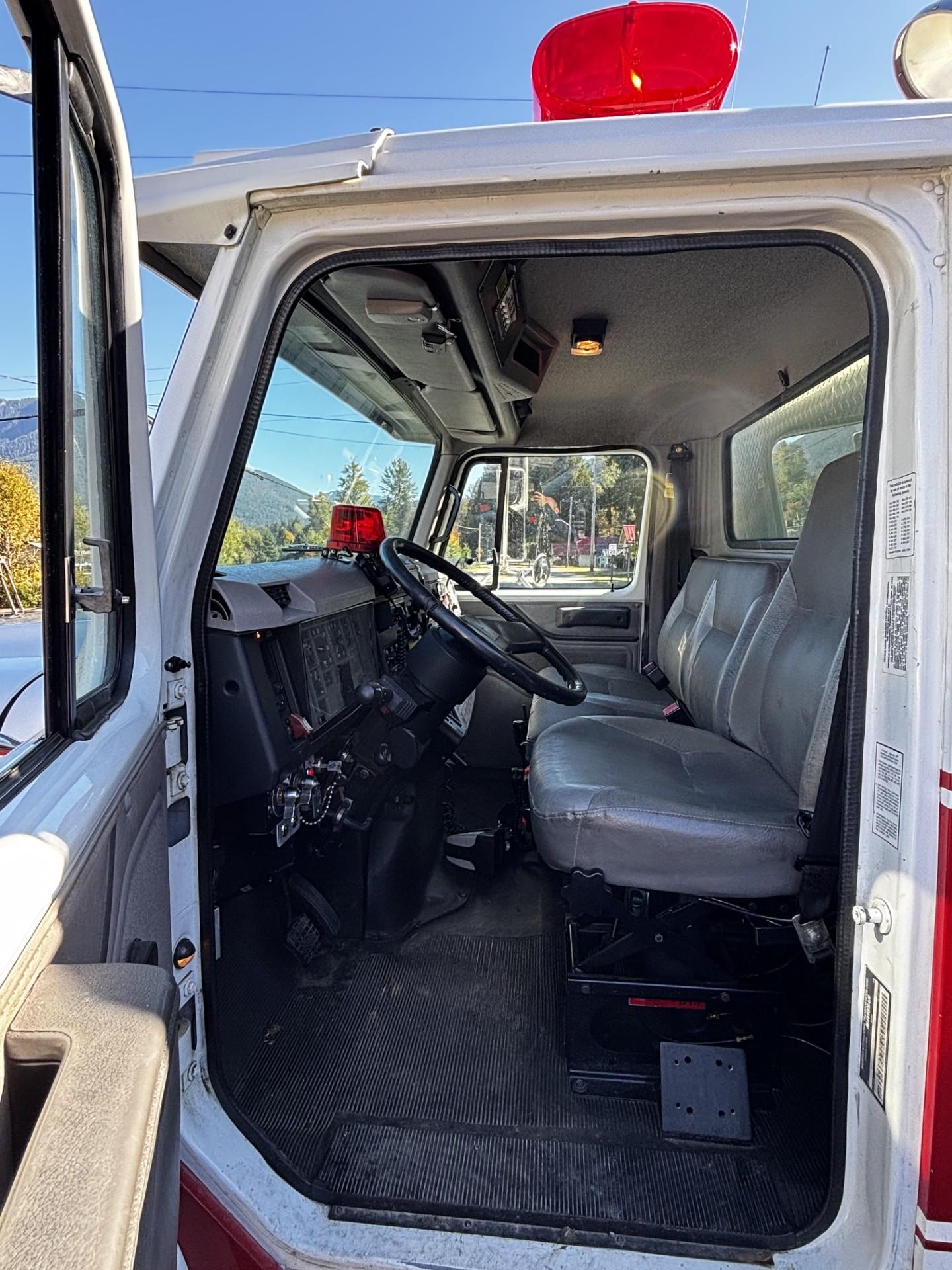 1995 H&W International Pumper Tanker - image 5