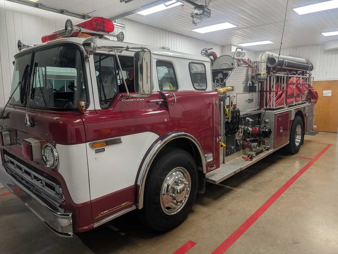1990 Quality Ford Pumper Tanker