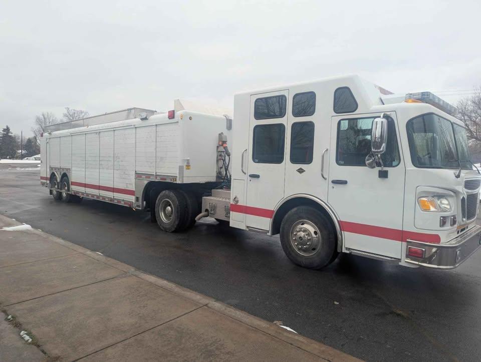 2007 Hackney Spartan Heavy Rescue - image 4