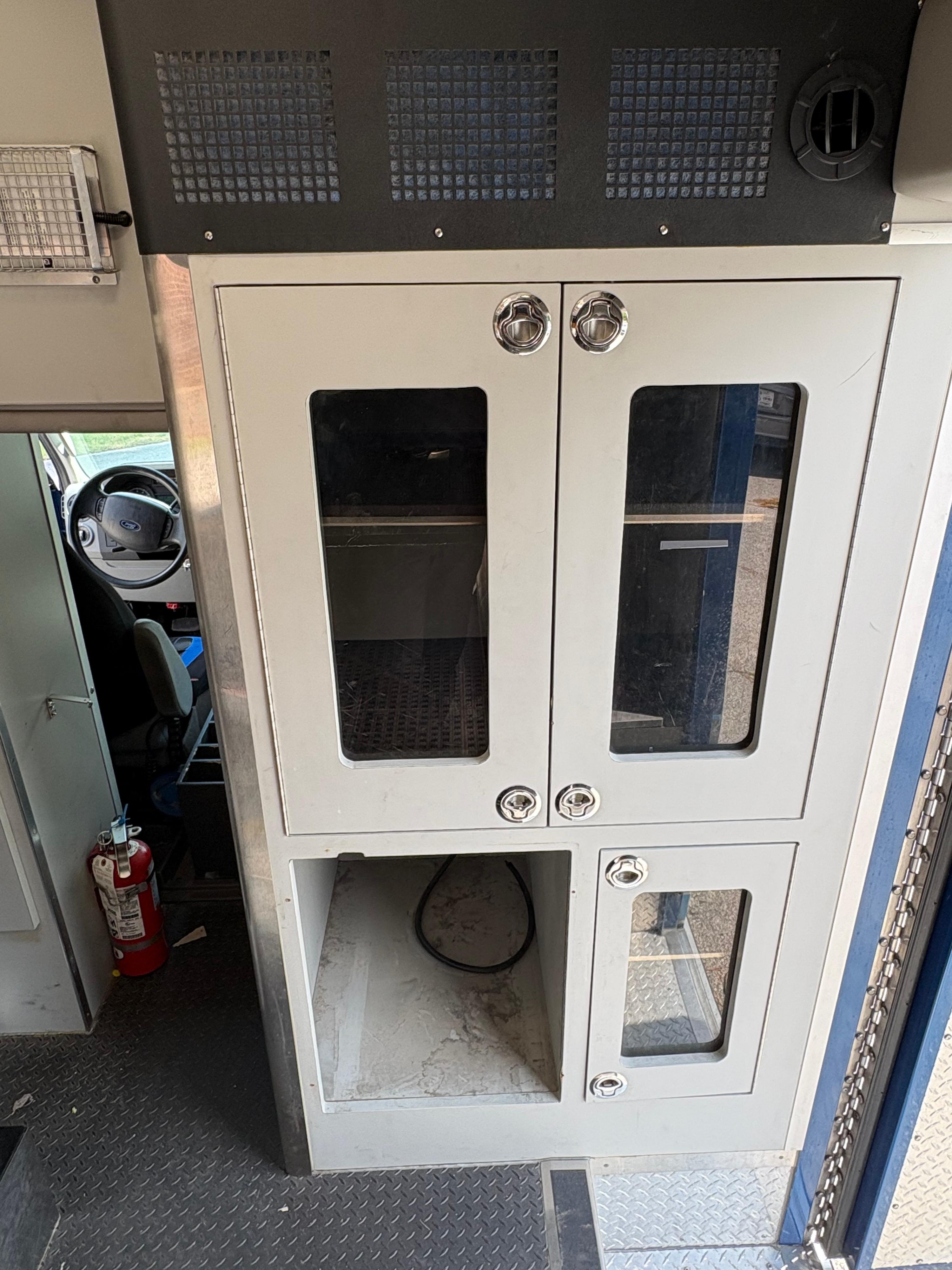 2019 Ford Econoline CUTAWAY Type III Ambulance - image 8