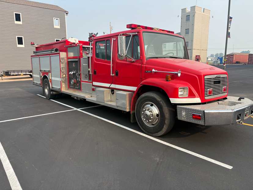 1999 Darley Freightliner Pumper — photo 2