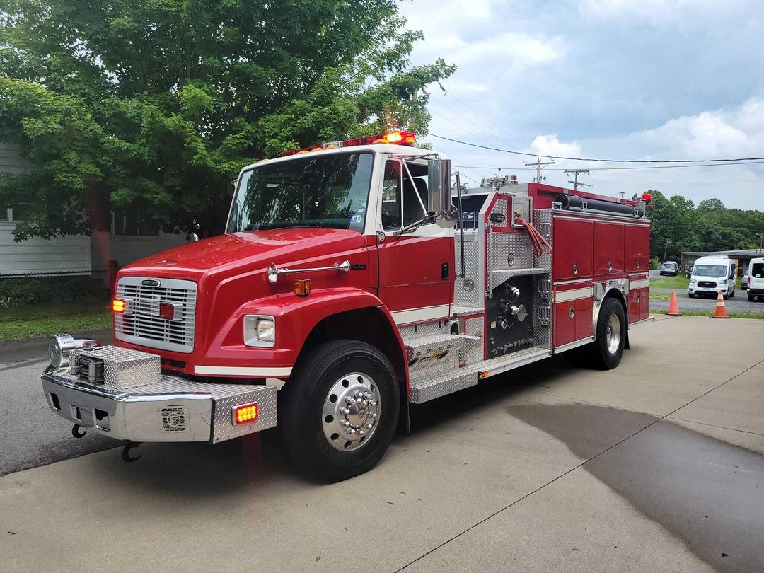2003 E-One Engine 