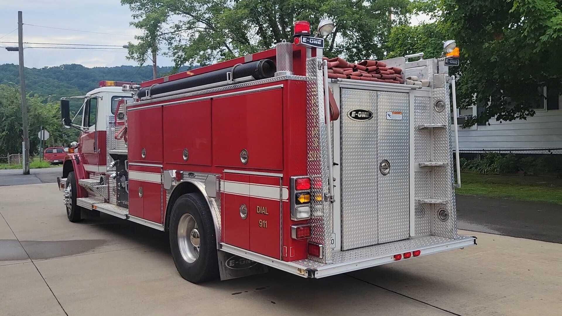 2003 E-One Engine - image 3