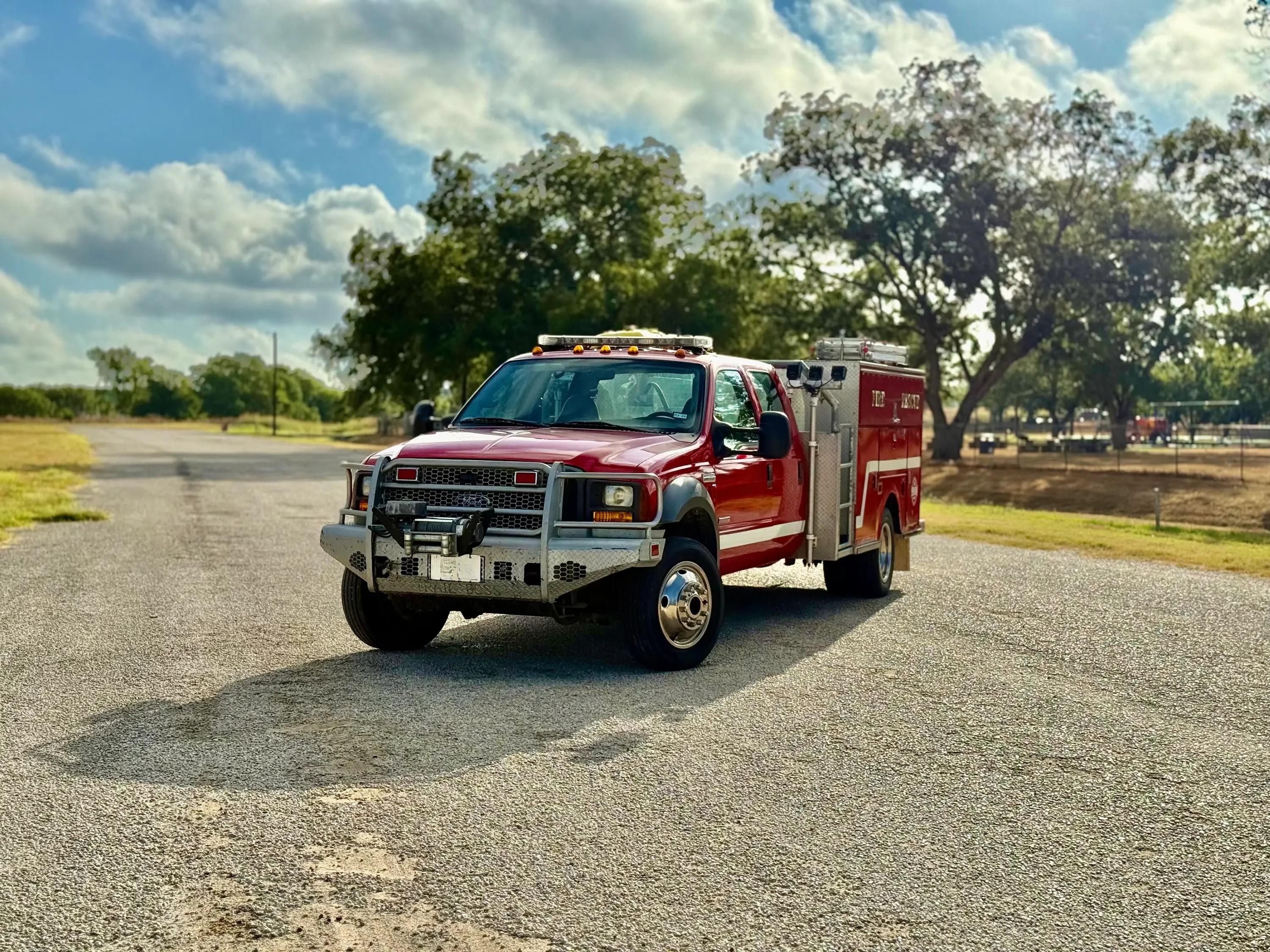 2005 Ford F550 Brush / Rescue / Squad 4x4 Mini Rescue - image 11