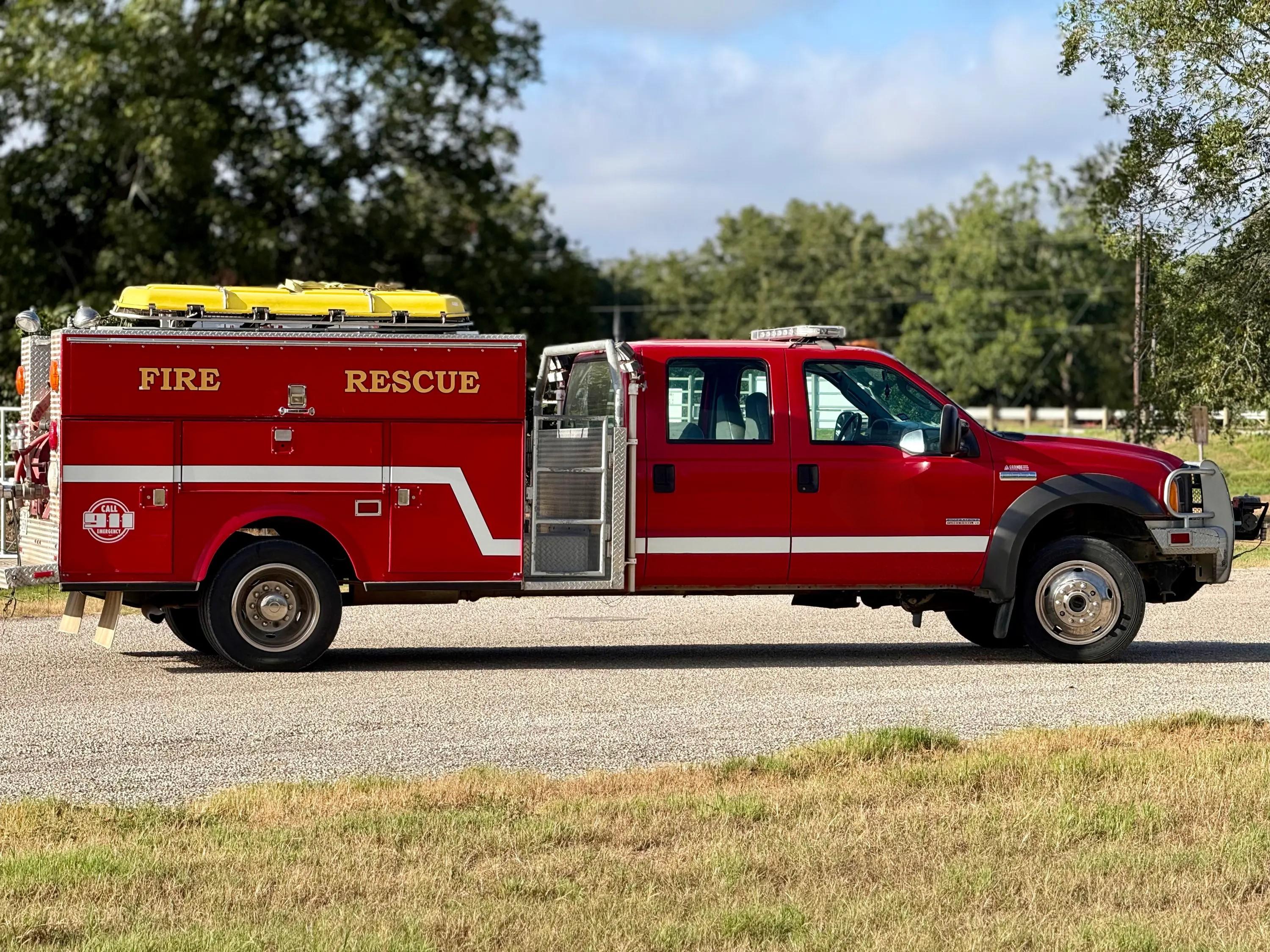 2005 Ford F550 Brush / Rescue / Squad 4x4 Mini Rescue - image 9