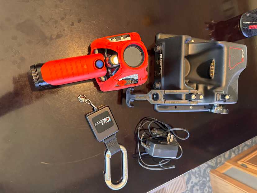 Scott Safety/ISG X380 Thermal Imager and Charger Base — photo 6
