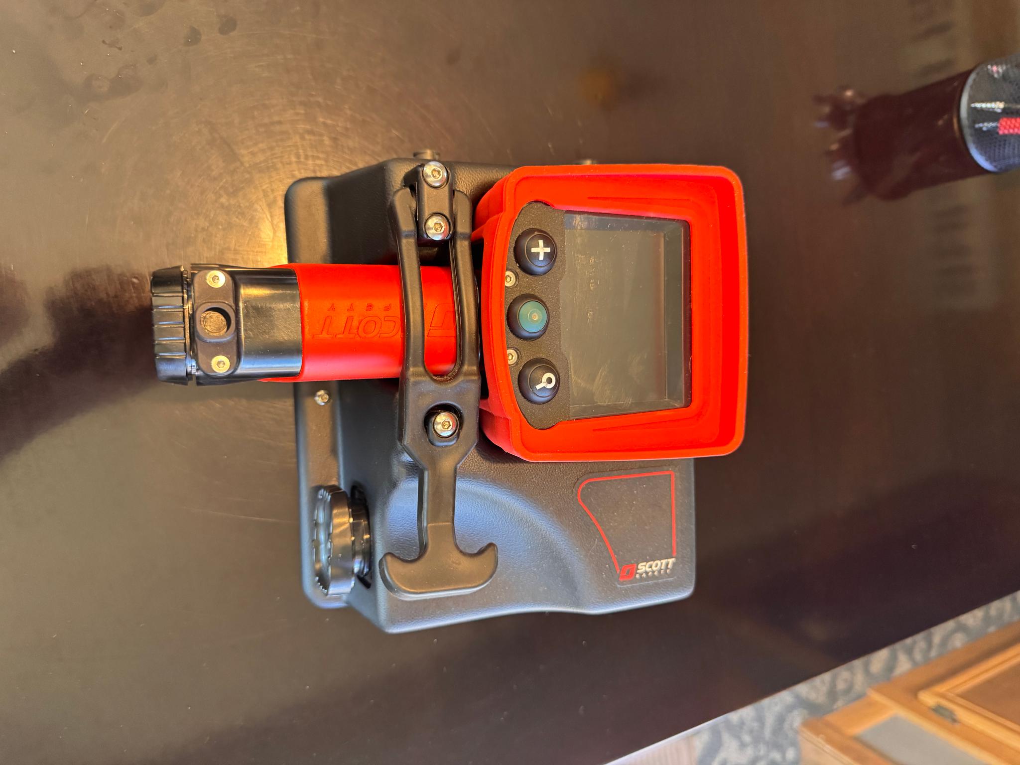 Scott Safety/ISG X380 Thermal Imager and Charger Base - image 1