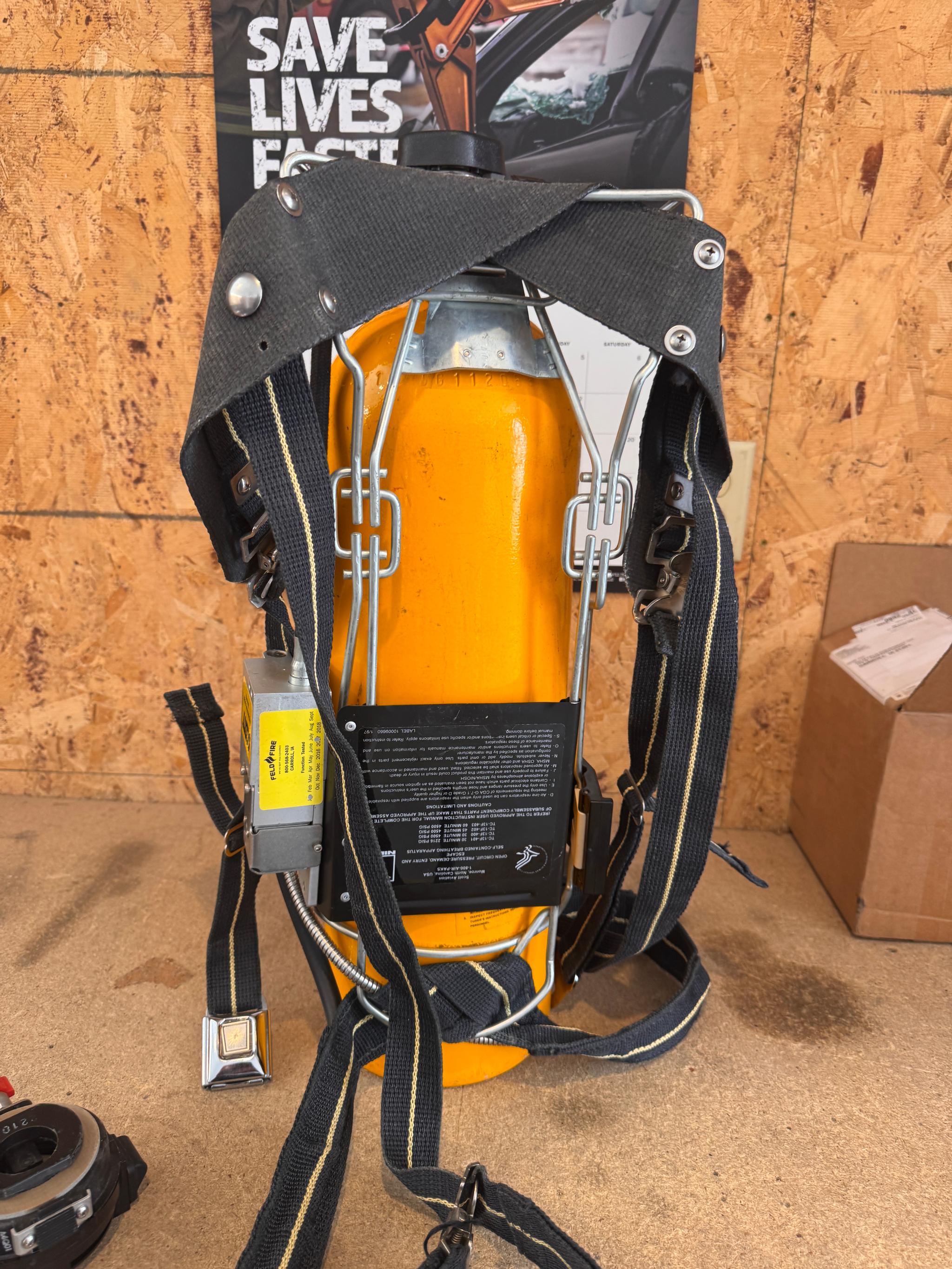 Scott Safety Industrial SCBA 2216 - image 2