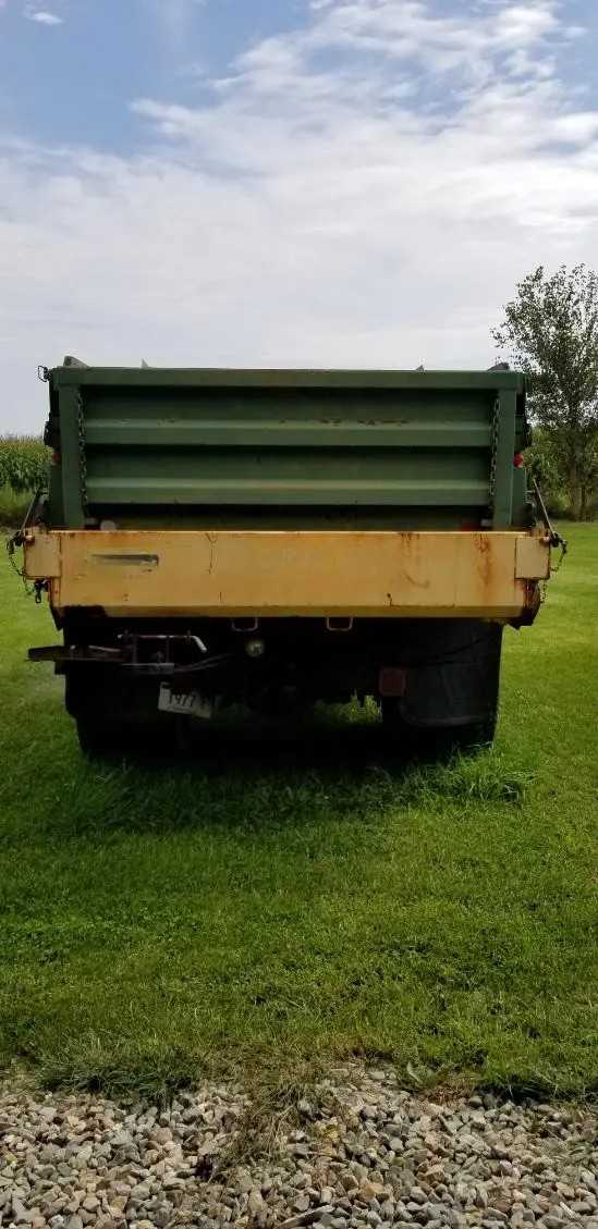 1990 Chevrolet C70 Dump Truck — photo 3