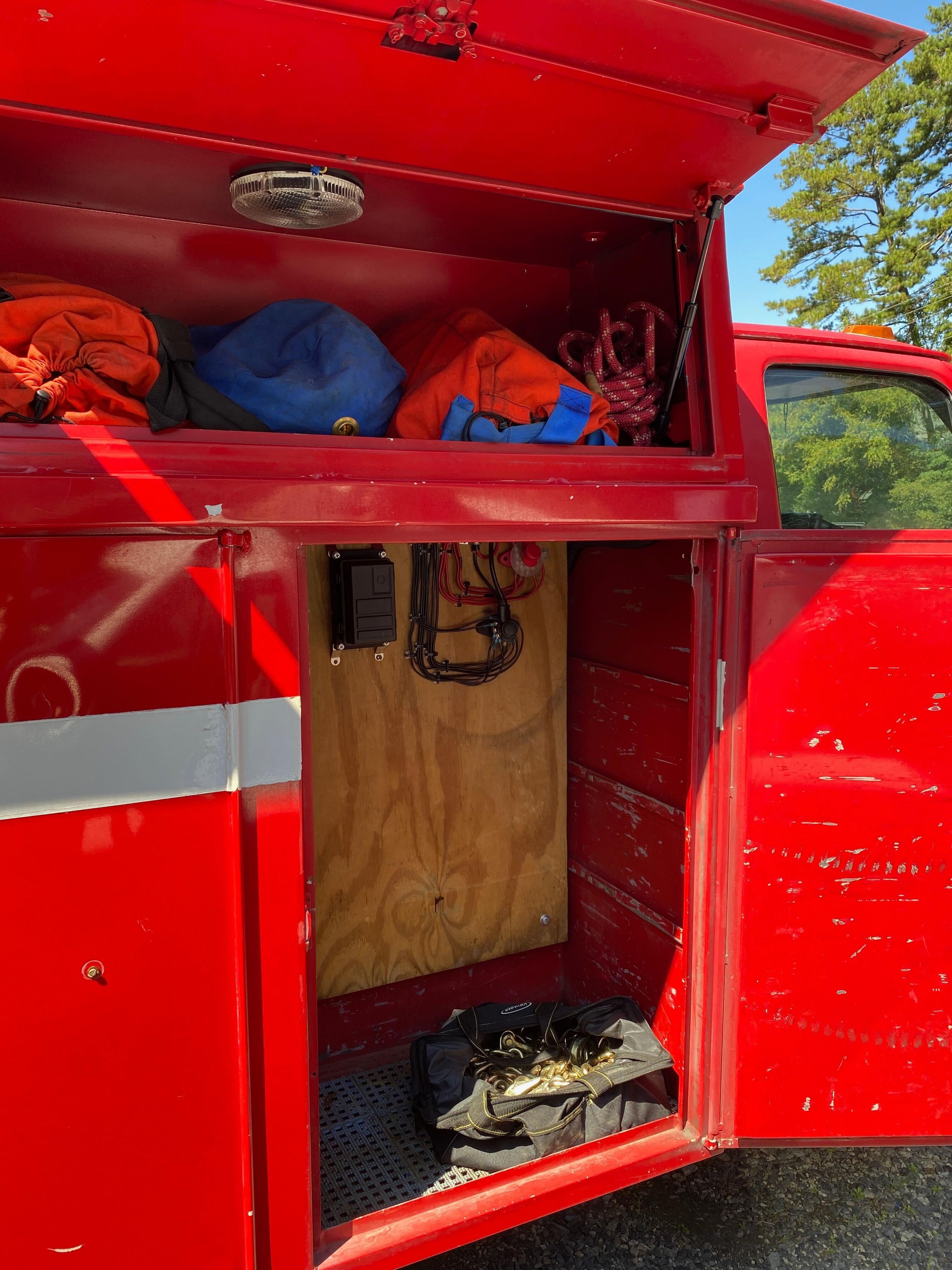 1992 Ford F350 Light Rescue - image 14