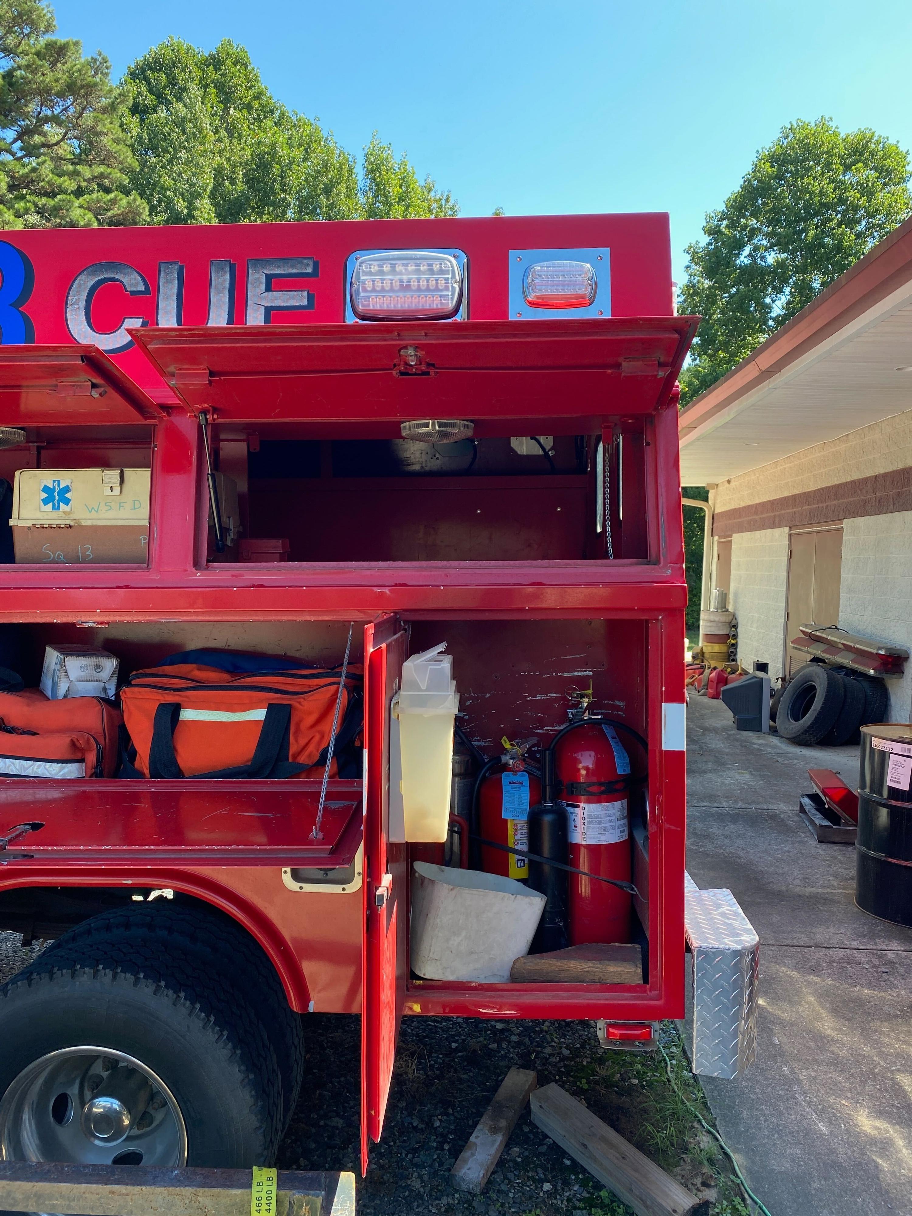 1992 Ford F350 Light Rescue - image 10