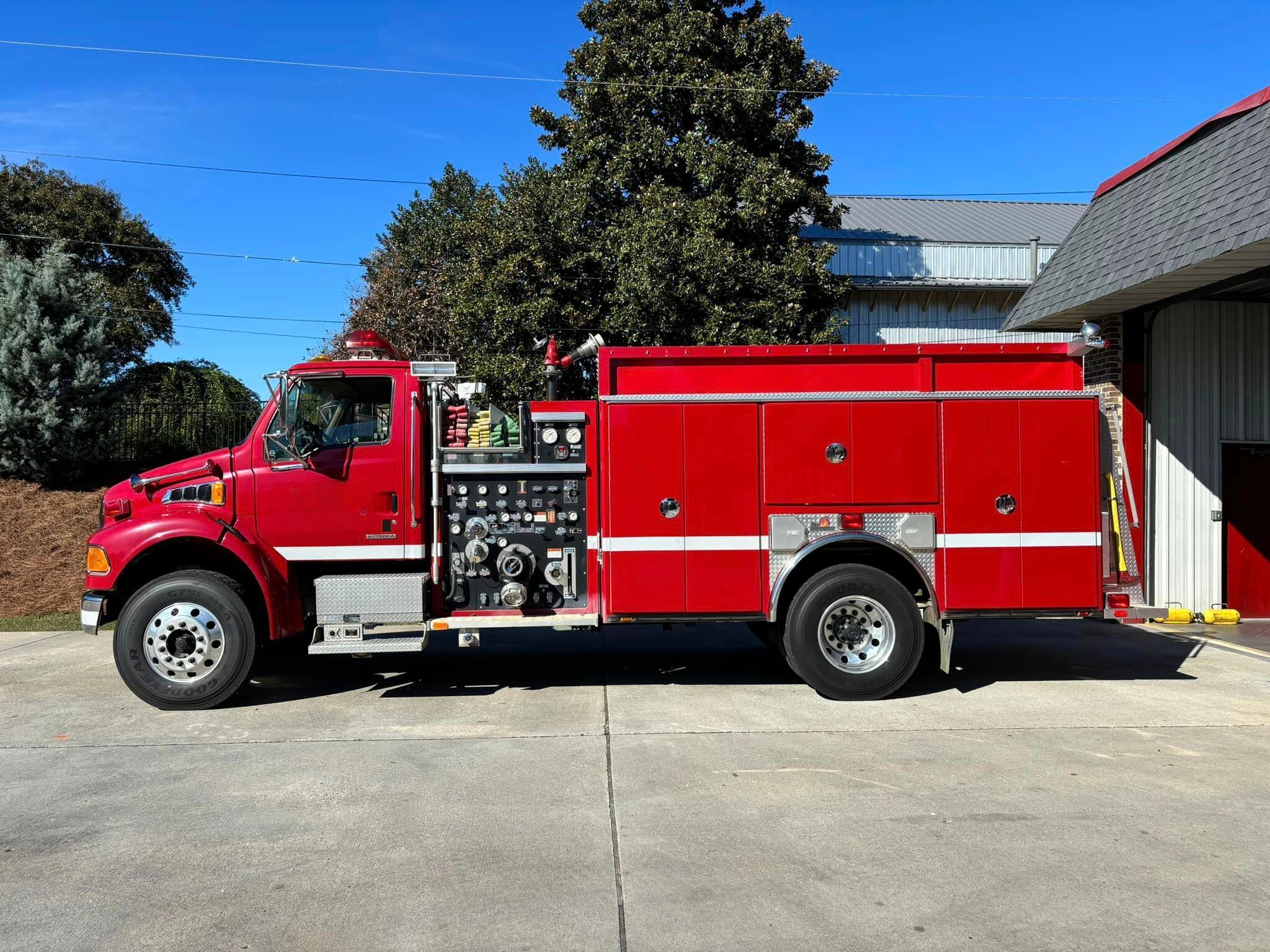 2003 Ferrara/Sterling Pumper - image 4