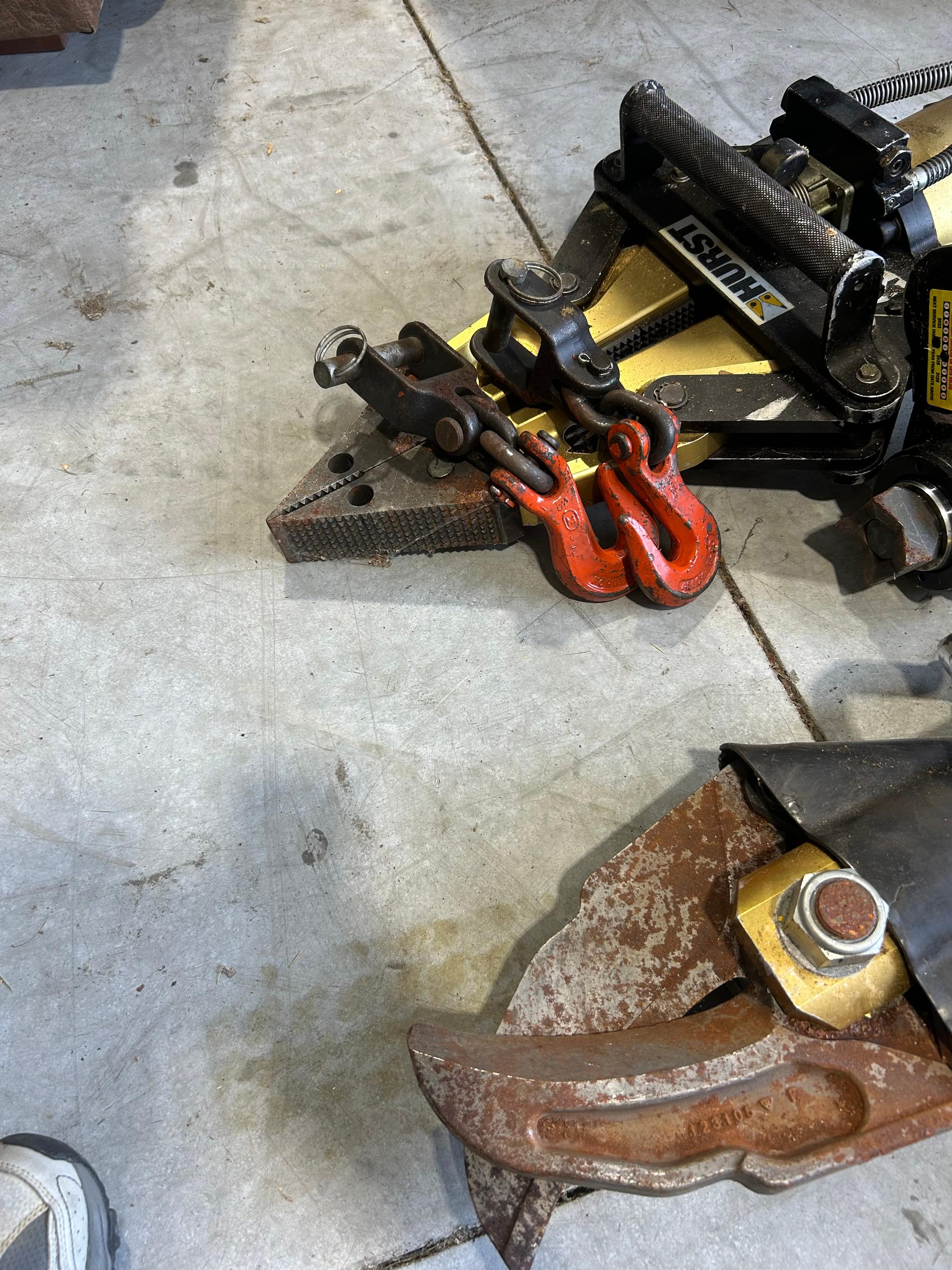 HURST Hydraulic Rescue Equipment & Fire Hose Nozzles - image 1