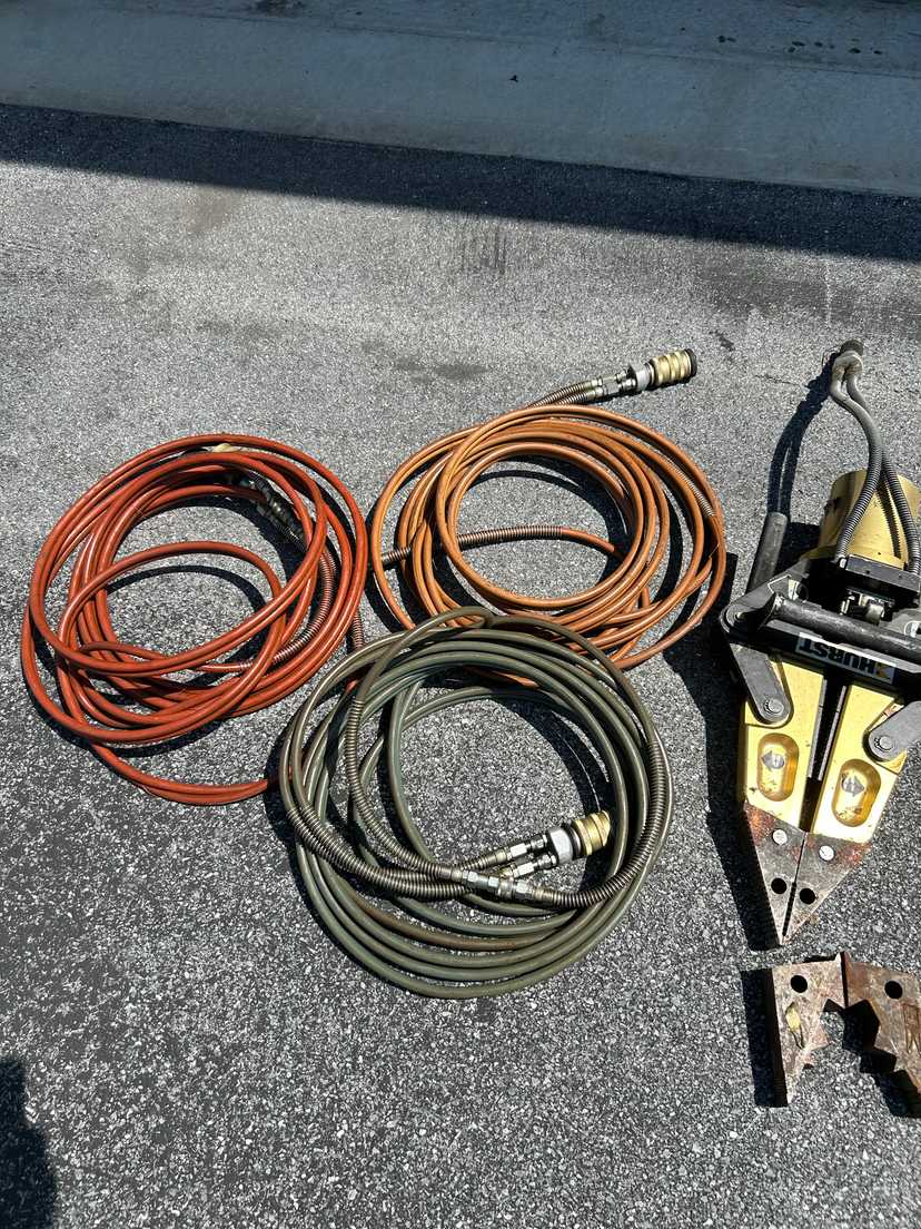 HURST Hydraulic Rescue Equipment & Fire Hose Nozzles — photo 3