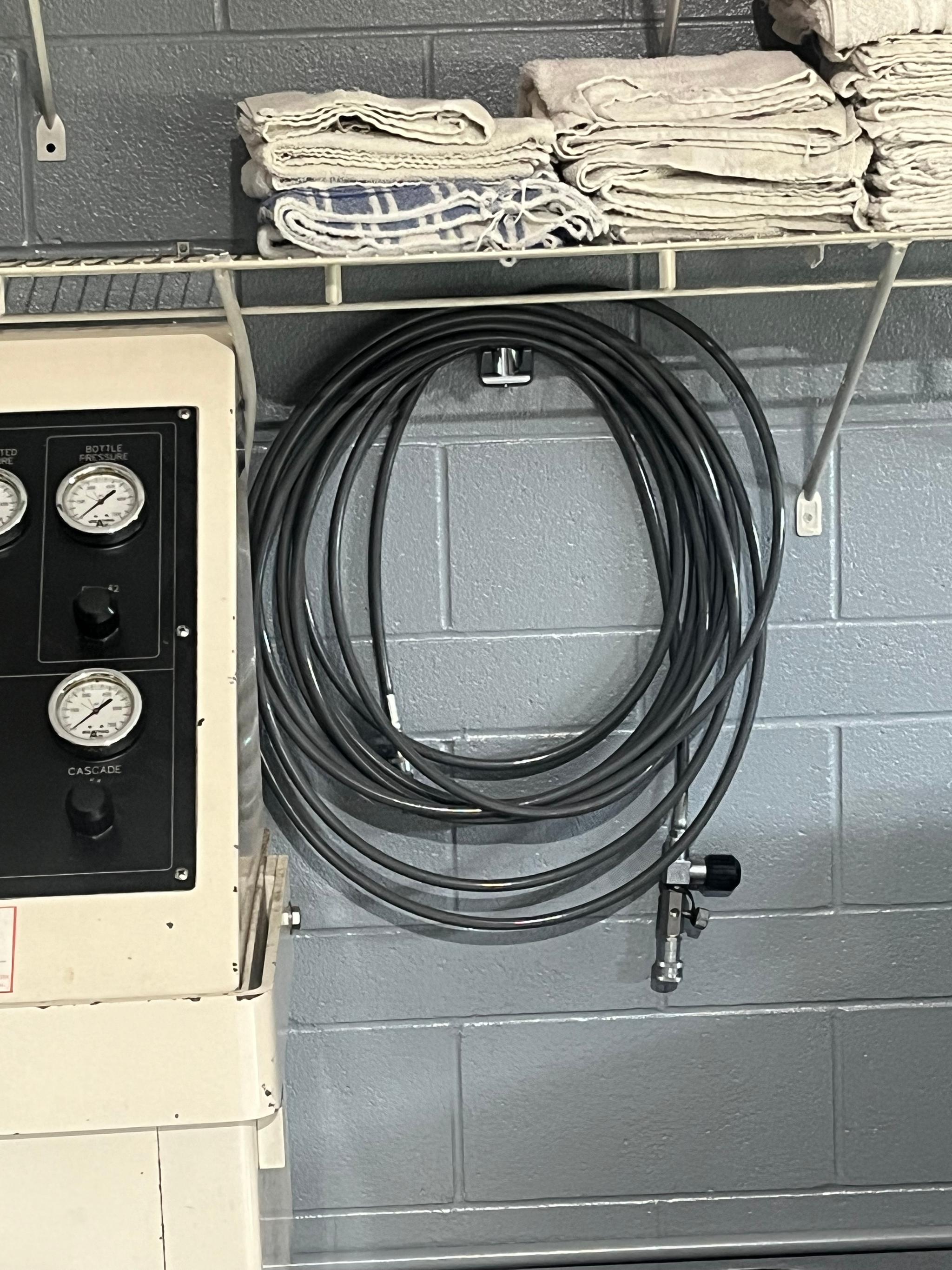 4500 PSI Fill Station/Compressor  - image 2