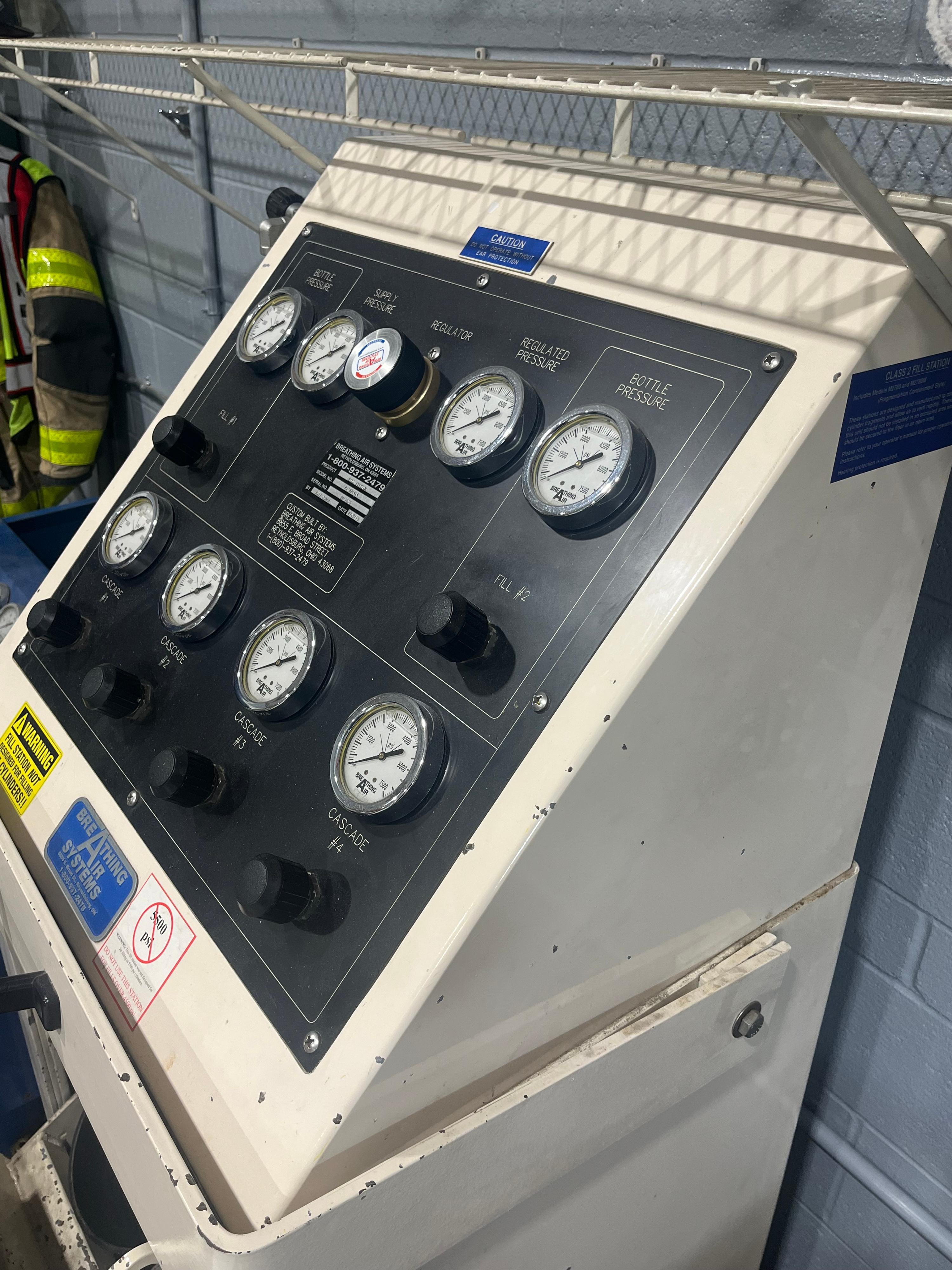 4500 PSI Fill Station/Compressor  - image 9