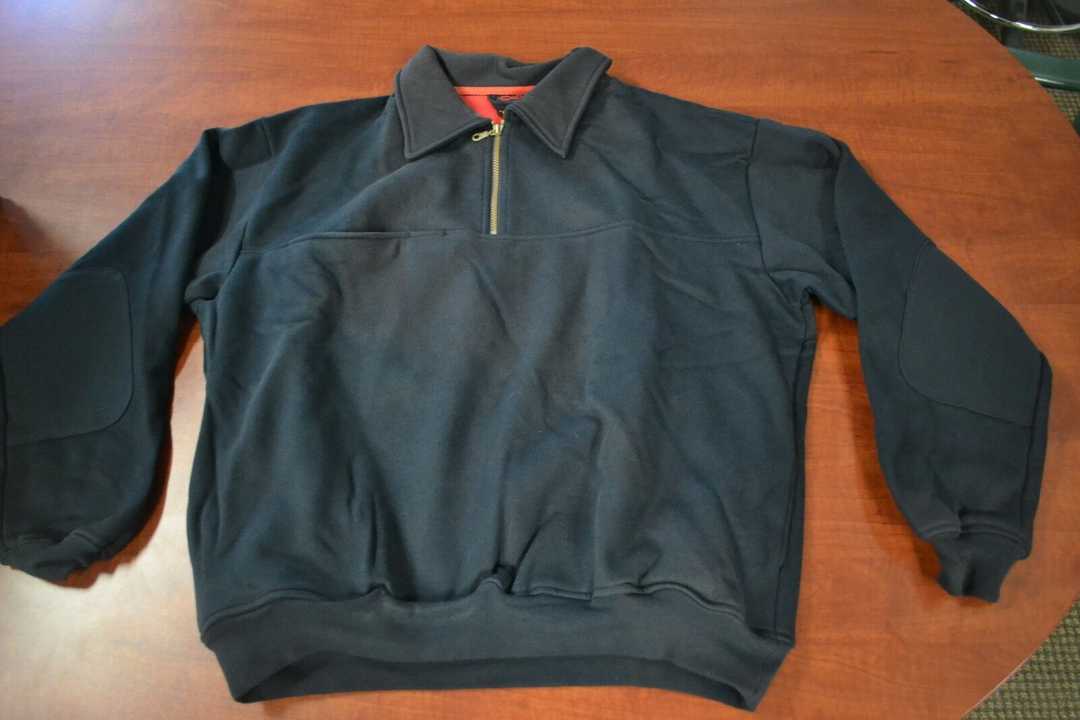 Infinity Gear Navy Blue Pullover Sweater Large