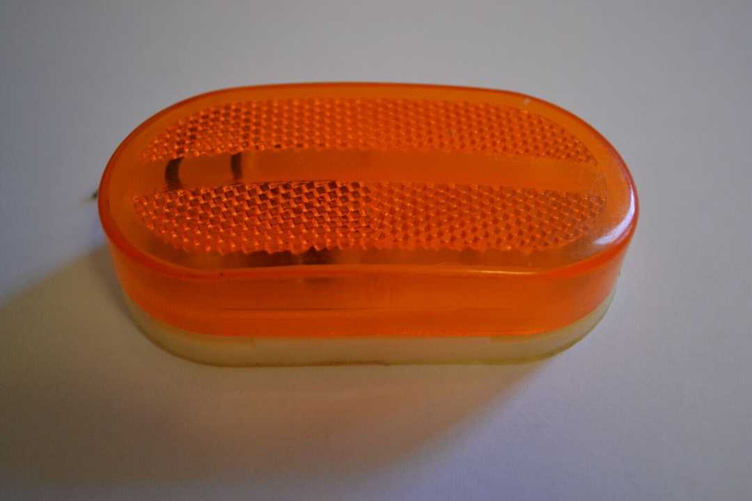Truck-Lite "Steady Light" Orange Lens' and Light base 4"