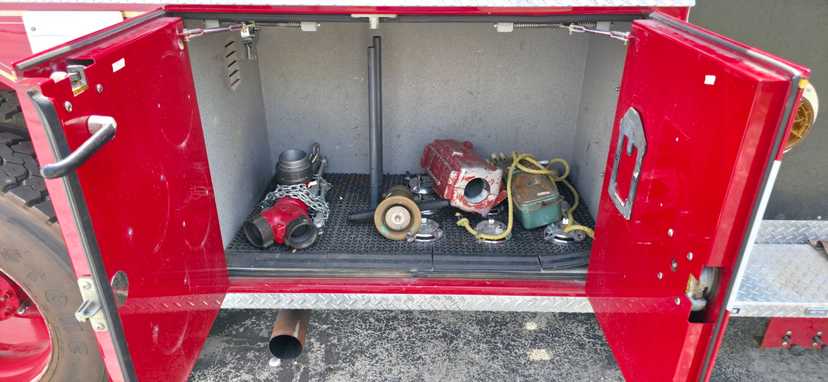 1996 Pierce Freightliner Pumper — photo 7