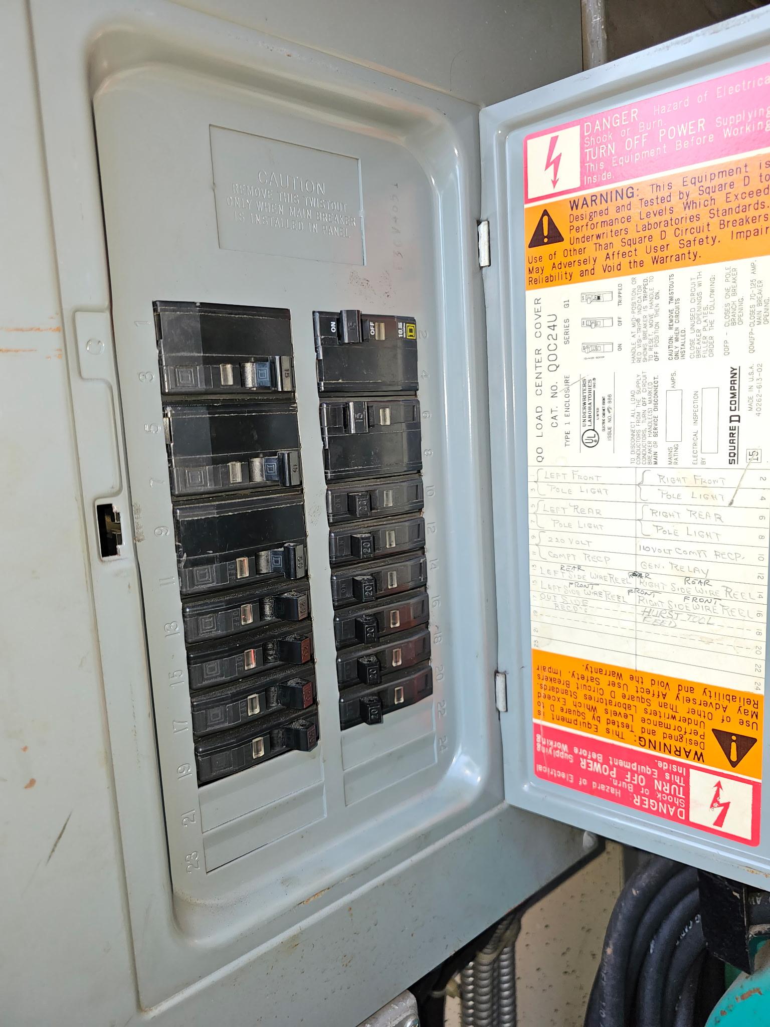 1990 GMC C7D Medium Rescue - image 8