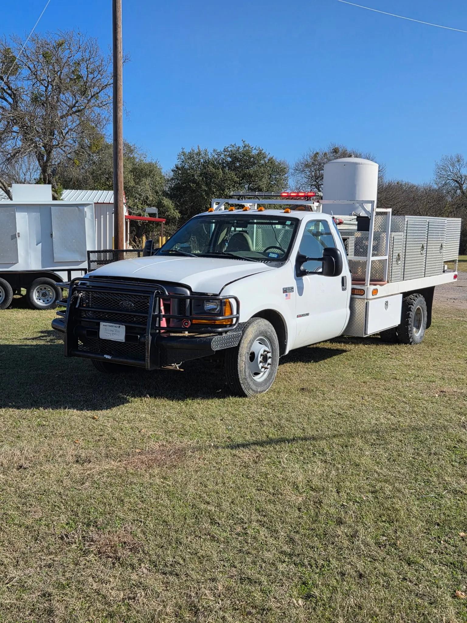 2000 Ford F-350 Brush Truck - image 3