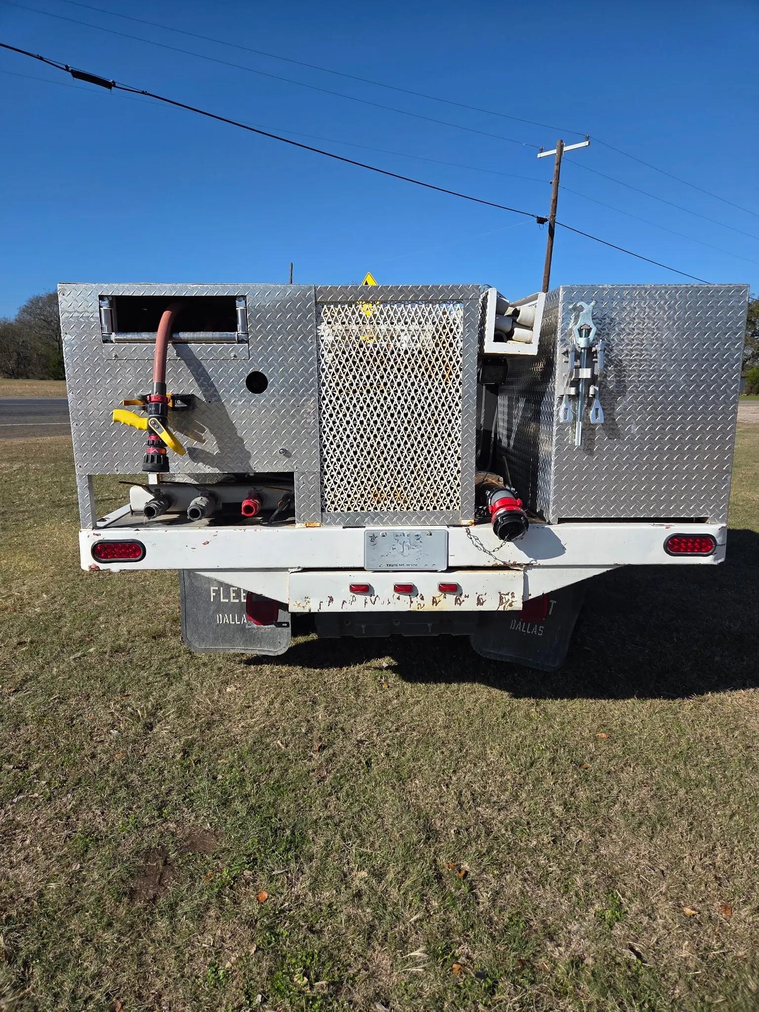 2000 Ford F-350 Brush Truck - image 9