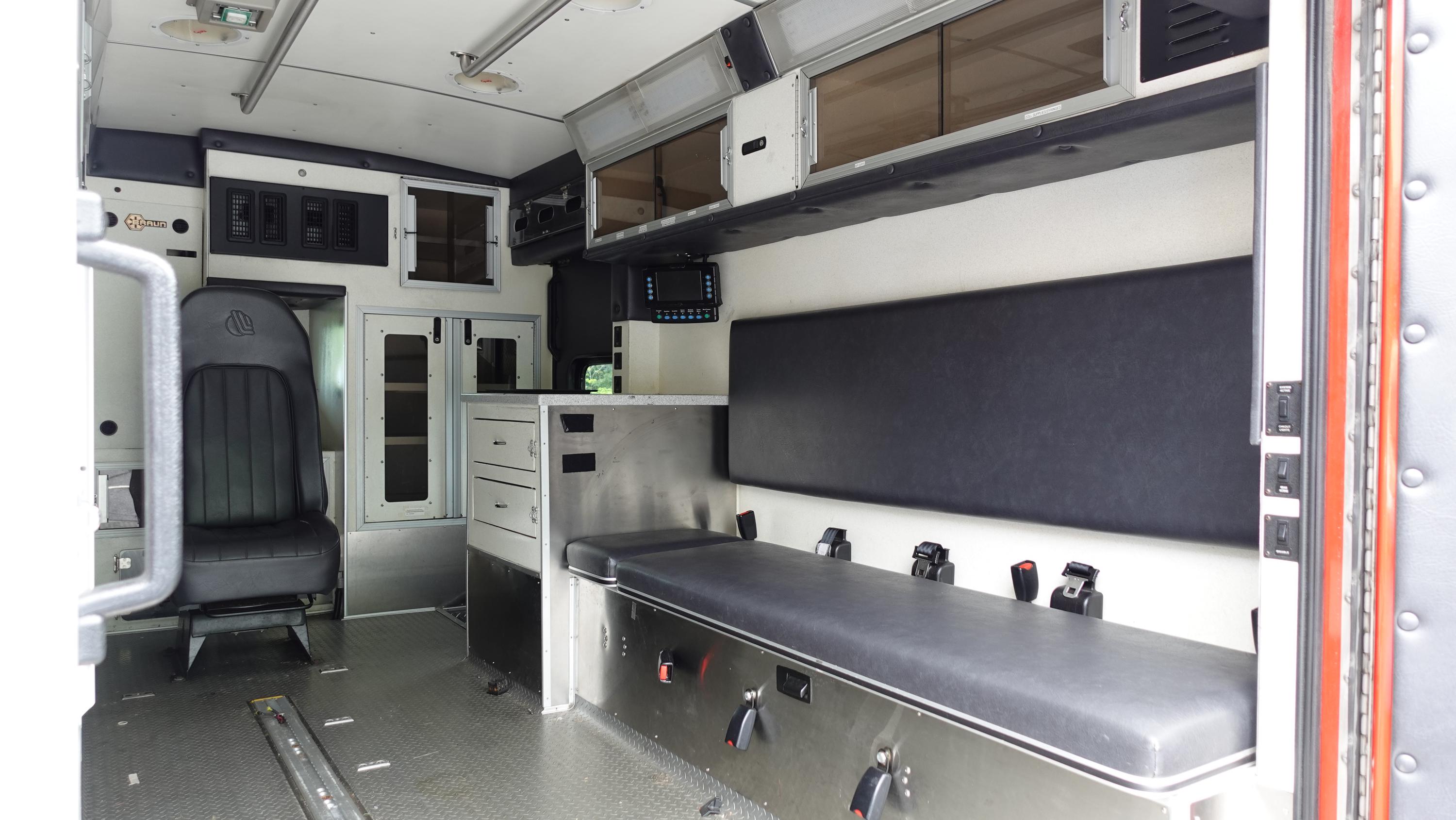 2016 Braun International Type I Ambulance - image 71