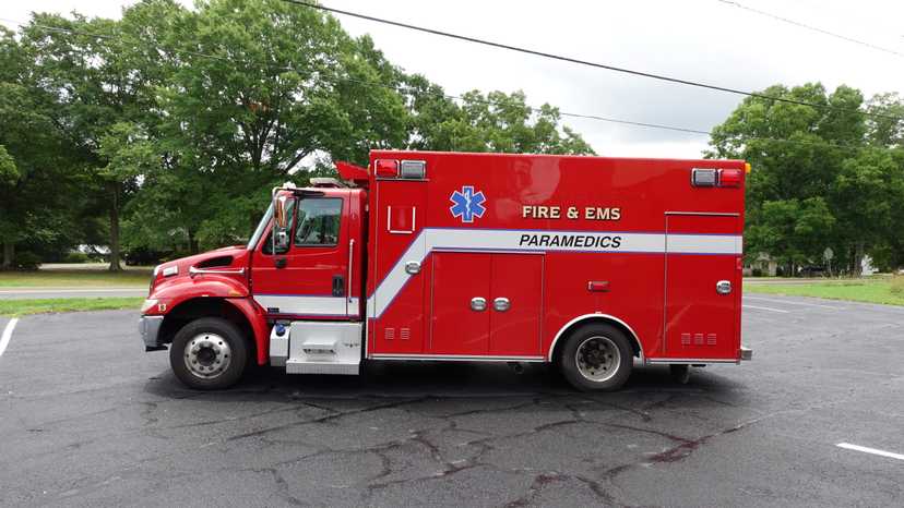 2016 Braun International Type I Ambulance — photo 4
