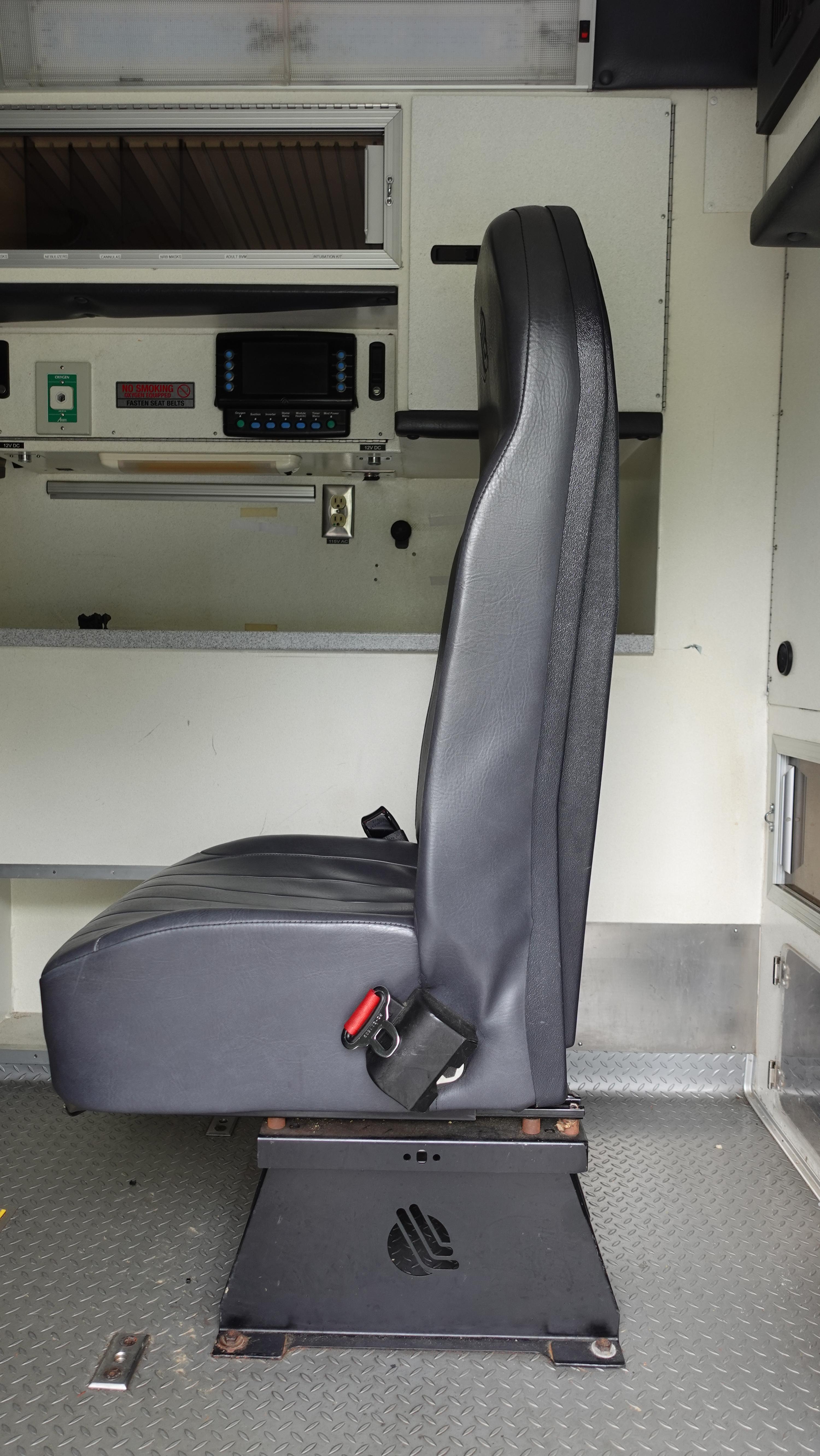 2016 Braun International Type I Ambulance - image 64