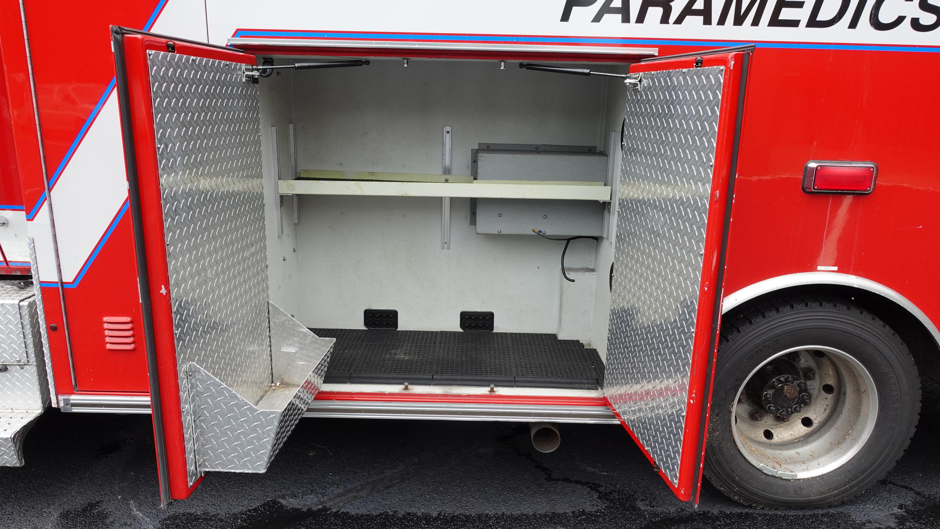 2016 Braun International Type I Ambulance - image 38