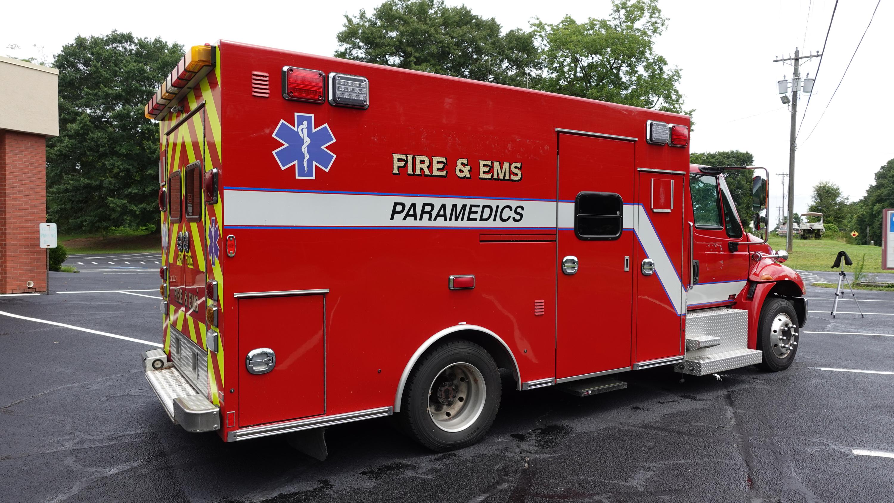 2016 Braun International Type I Ambulance - image 2